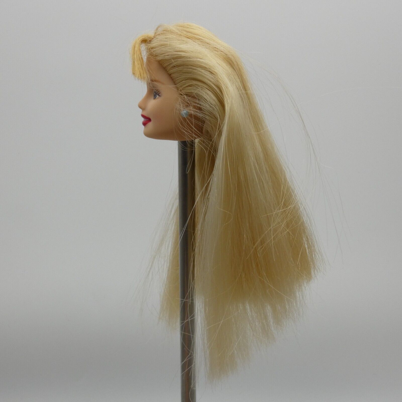 Barbie Generation Girl Doll Head Blonde Light Skin Tone 1999 Mattel 19428