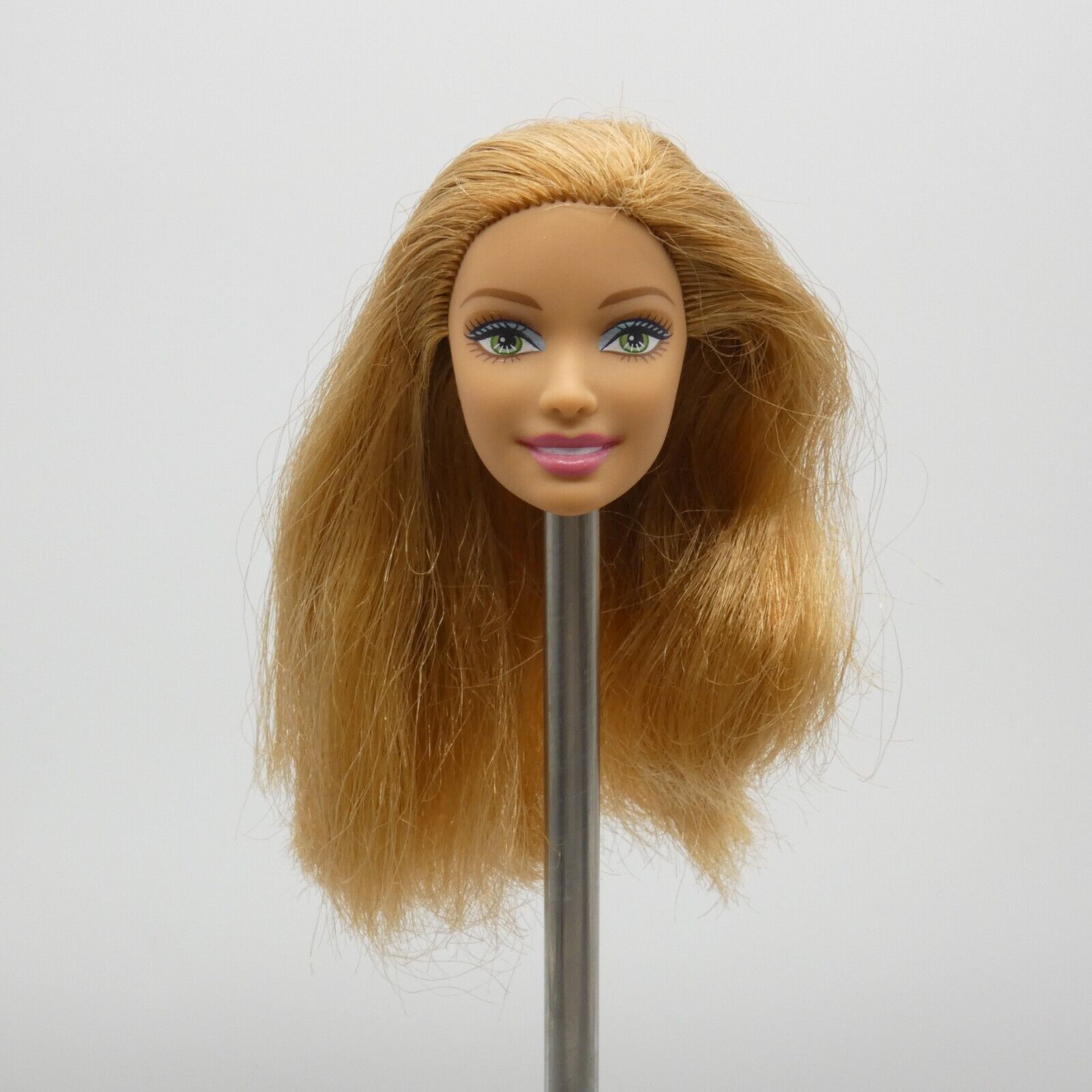 Barbie Doll Head Summer Face Medium Light Skin Red Hair Green Eyes Fashionistas