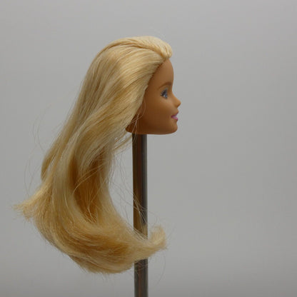 Barbie Fashion Doll Head Millie Face Blonde Blue Eyeshadow Light Skin Mattel