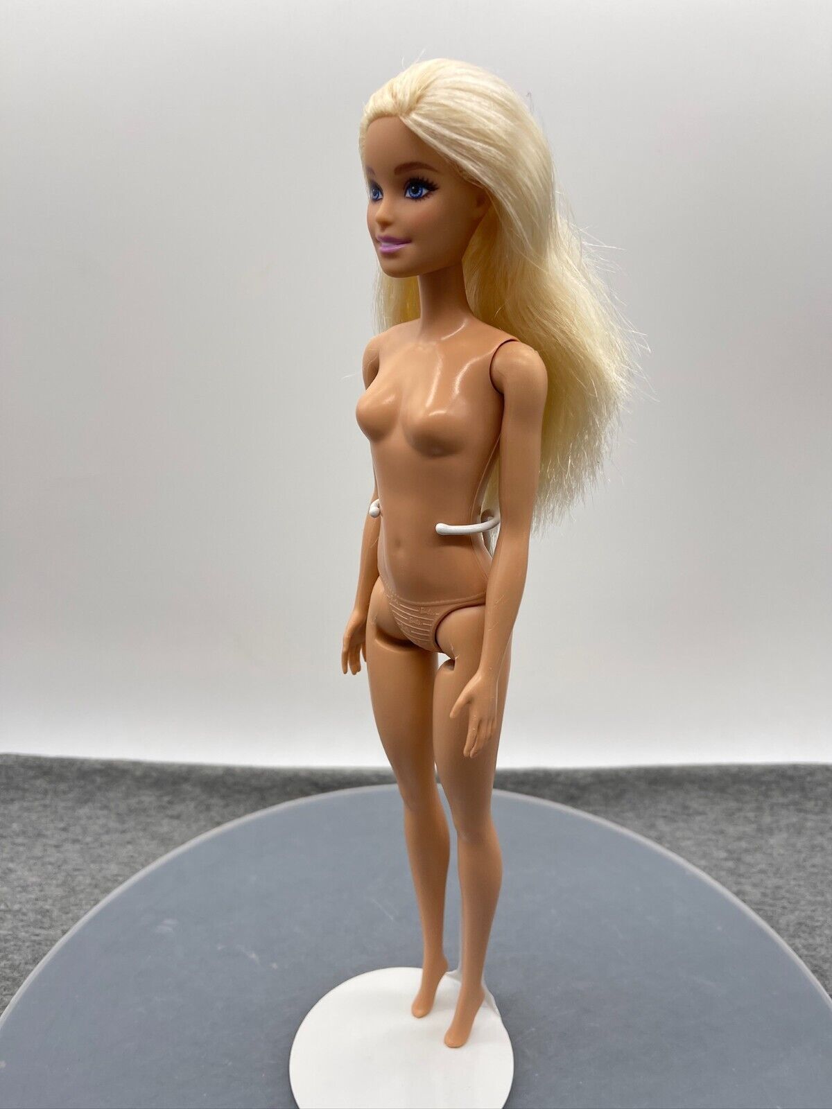 Barbie Doll Millie Blonde Nude Straight Arms Heel Feet 2022 Mattel HBV05