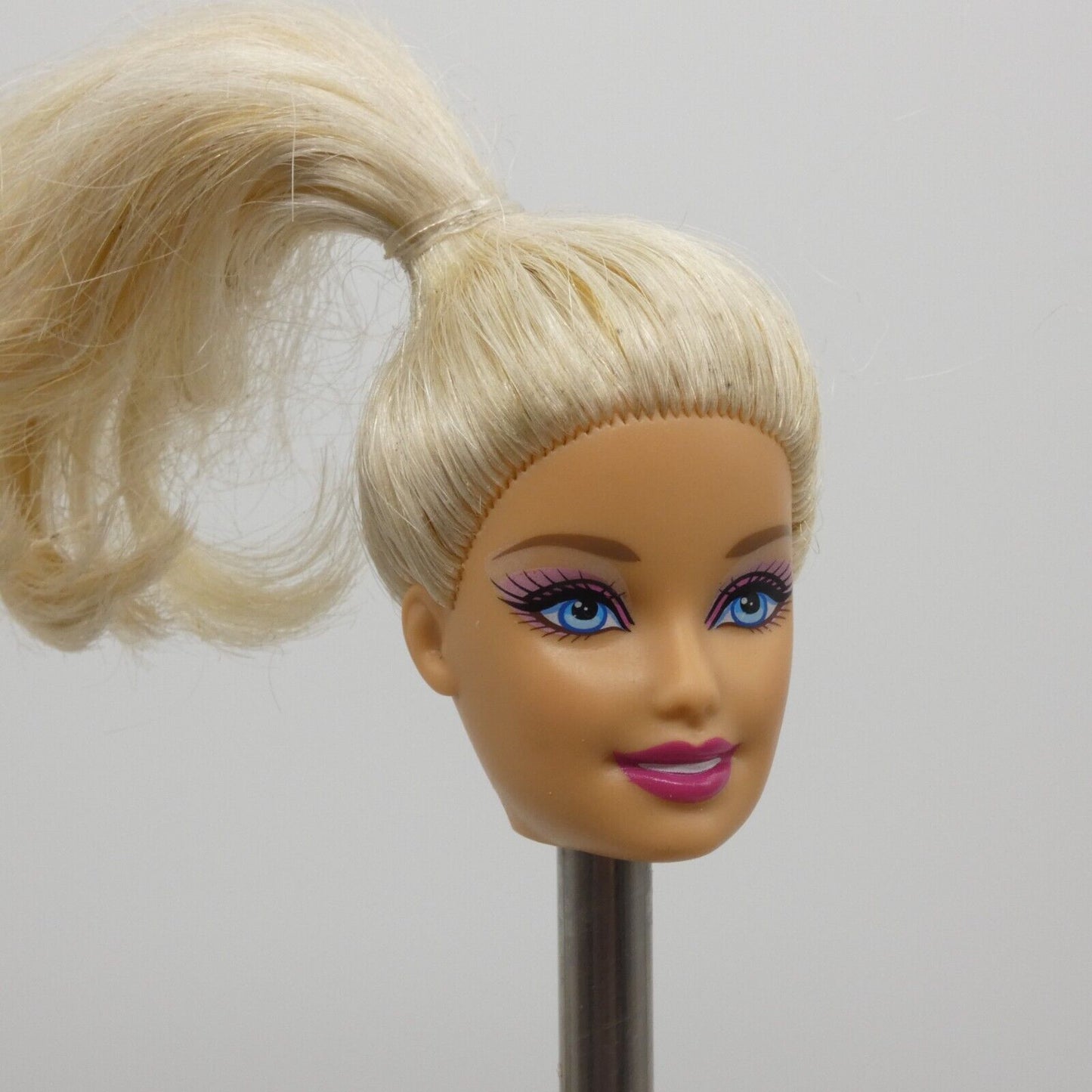 Barbie Olympic Tennis Player Doll Head Generation Girl CEO Medium Light Skin