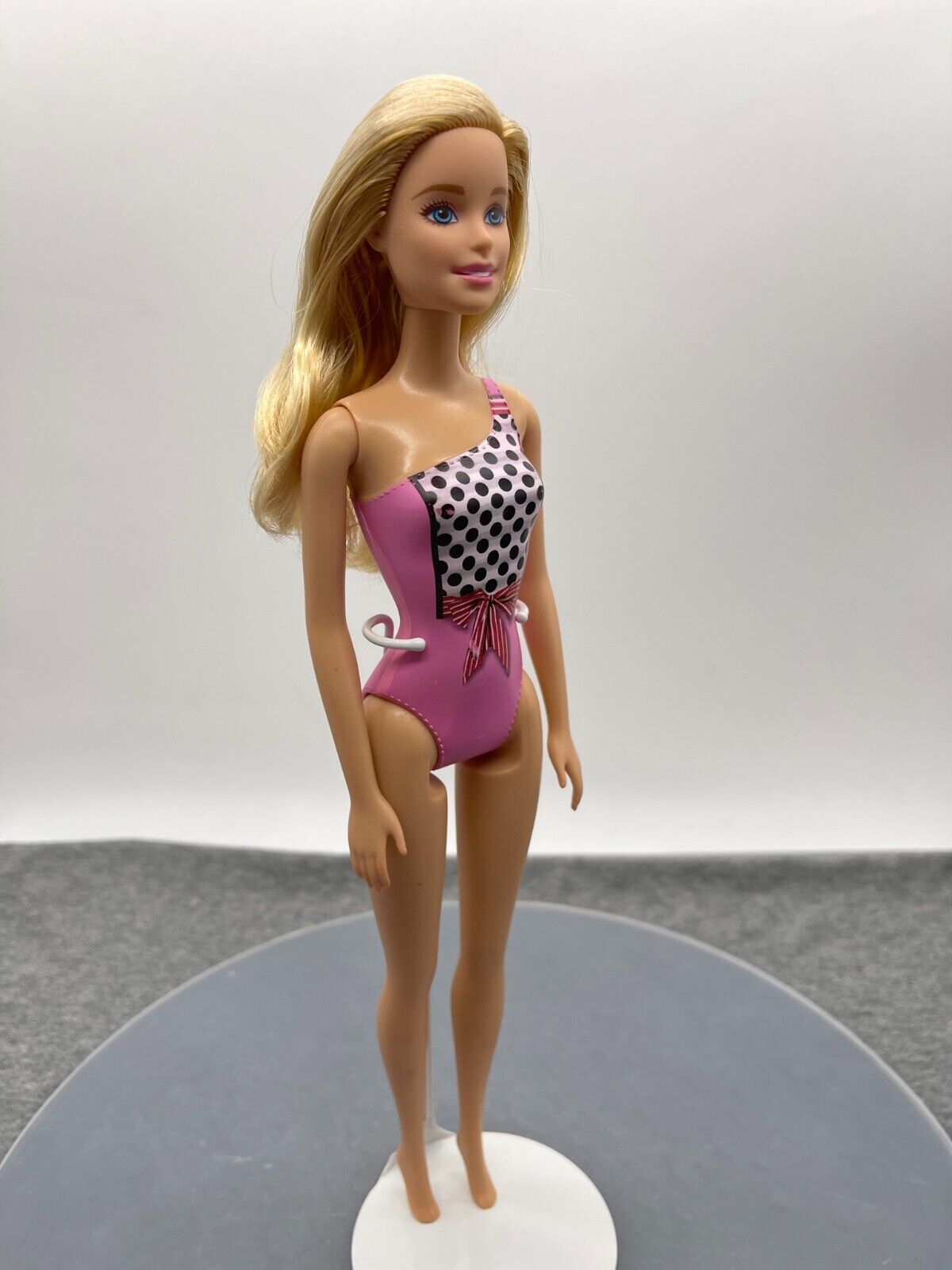 Barbie Beach Water Play Doll Millie Blonde Pink Swimsuit Heel Feet CFF12 Mattel