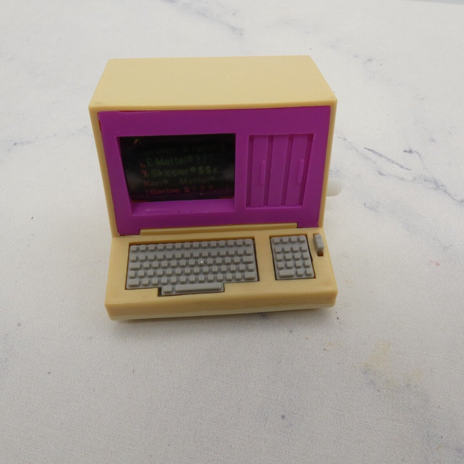 Barbie Doll Computer  Monitor and Keyboard Windup Diorama Playset Accessory