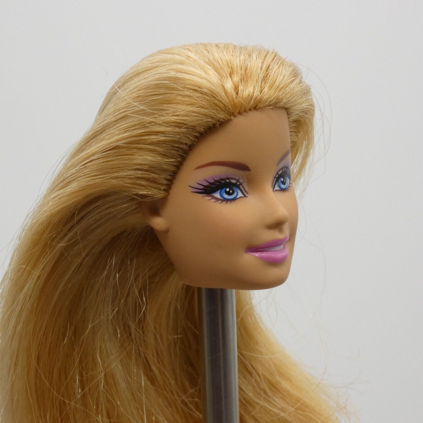 Barbie Generation Girl CEO Doll Head Only Blonde Medium Light Skin Mattel