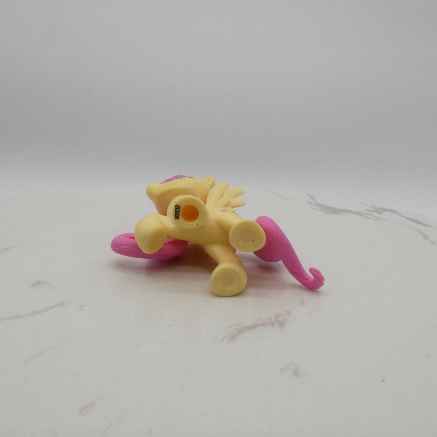 My Little Pony Fluttershy Friendship is Magic G4 Blind Bag Yellow Hasbro