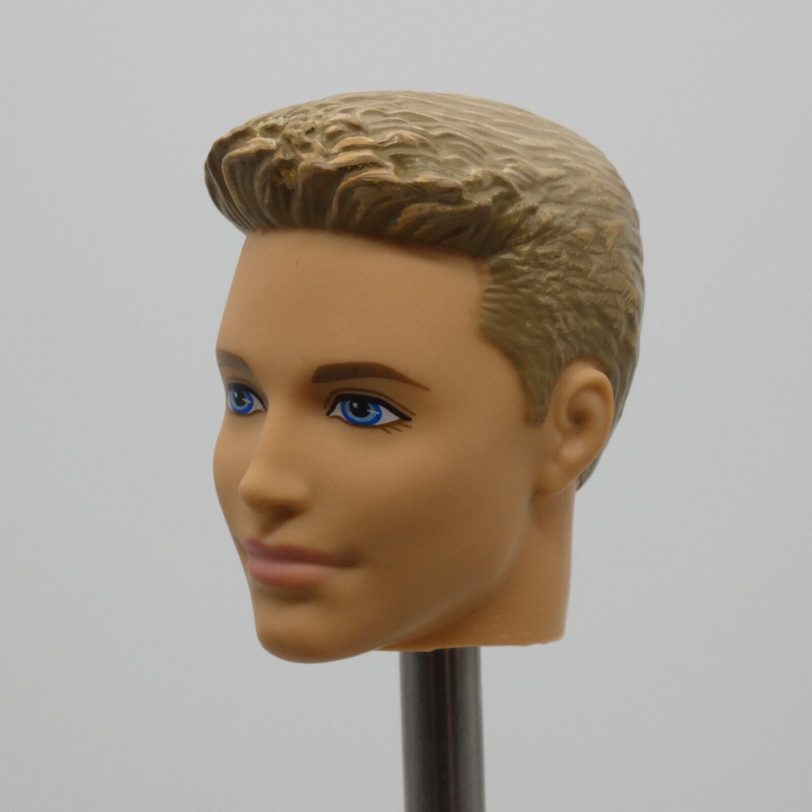 Barbie Fashionistas 1 Ken Ryan Doll Head Molded Blonde Hair 2013 Mattel CFG19