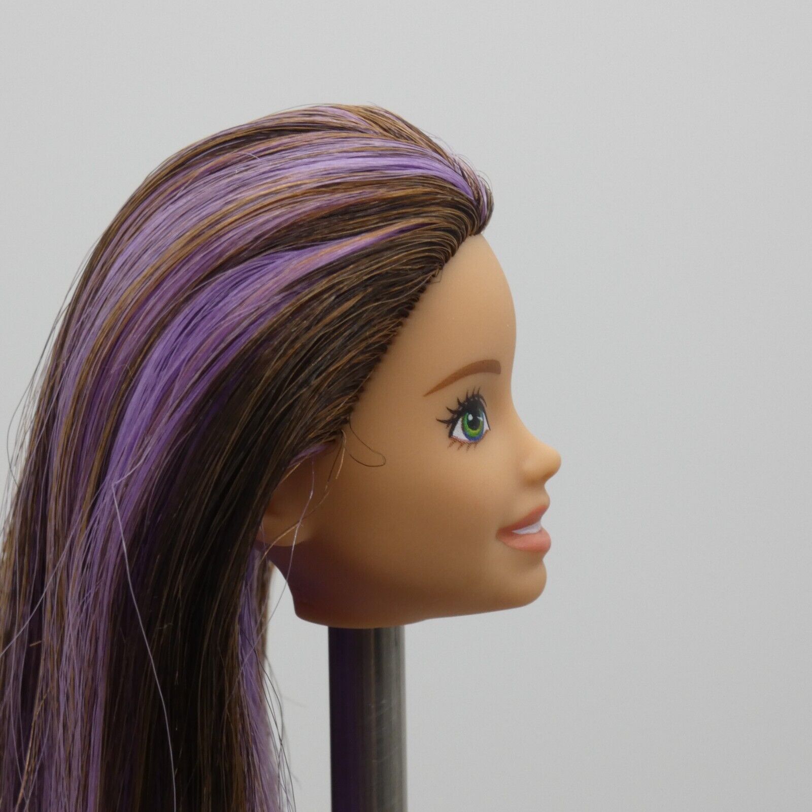 Barbie Skipper Babysitter Doll Head Brown Hair Green Eyes Light Skin GHV89 2020