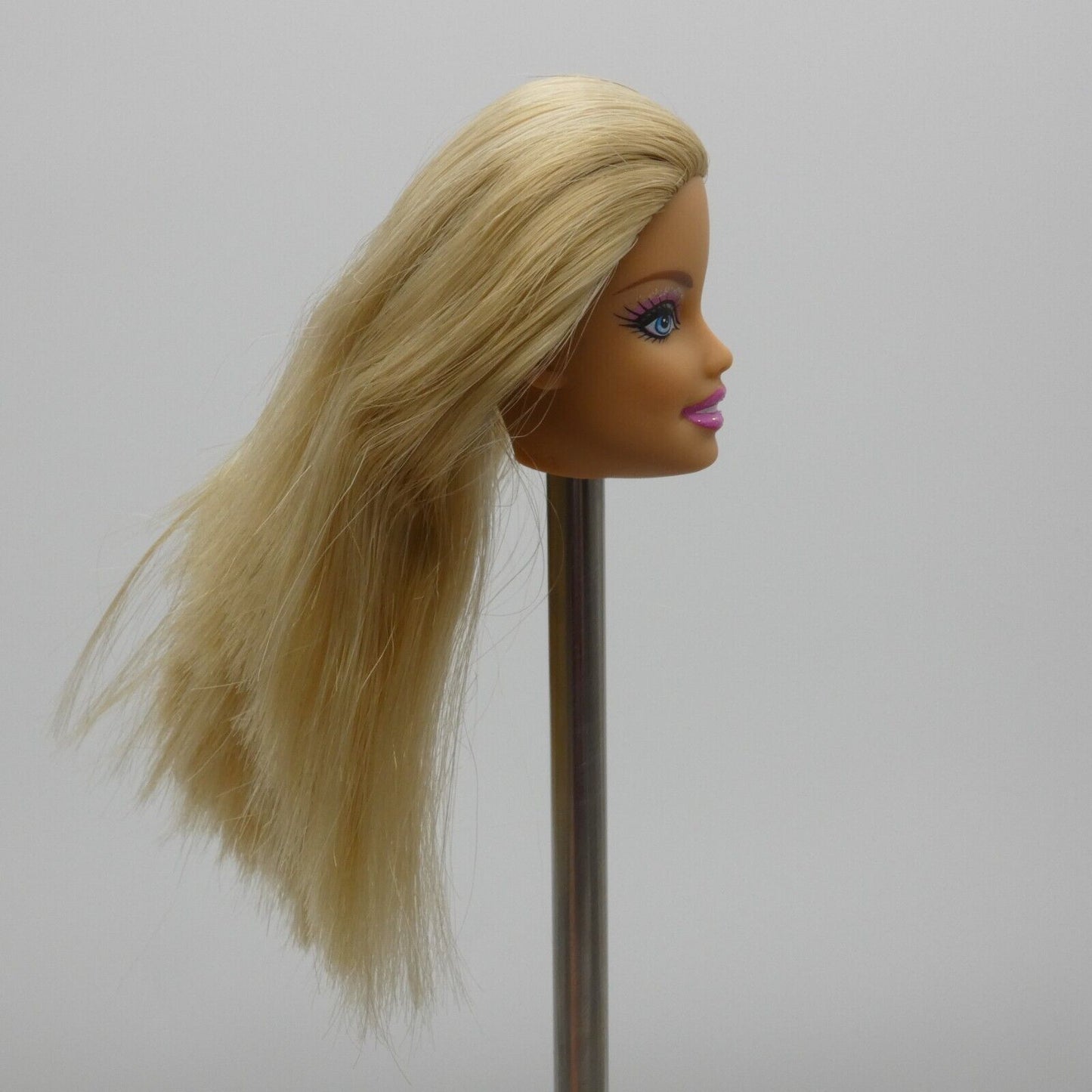 Barbie Fashionistas Doll Head Only Generation Girl CEO Face Blonde Glitter