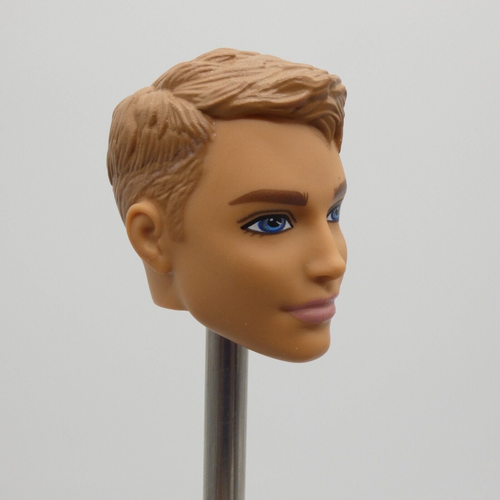 Barbie Dolphin Magic Ken Doll Head Brown Hair Blue Eyes 2017 Mattel FBD71