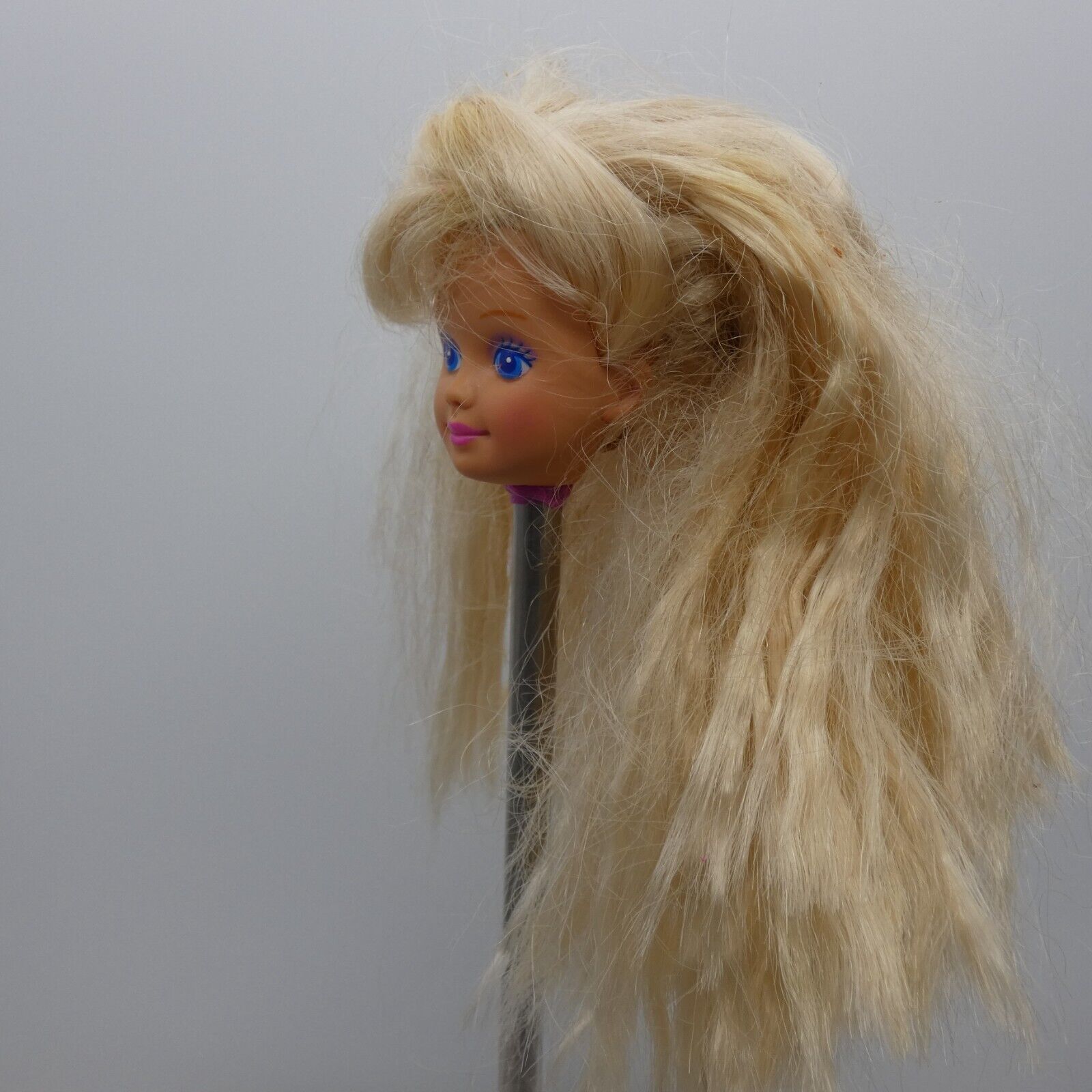 Skipper Doll Head Blonde Wavy Hair Medium Light Skin Pet Pals 1991 Mattel 2709