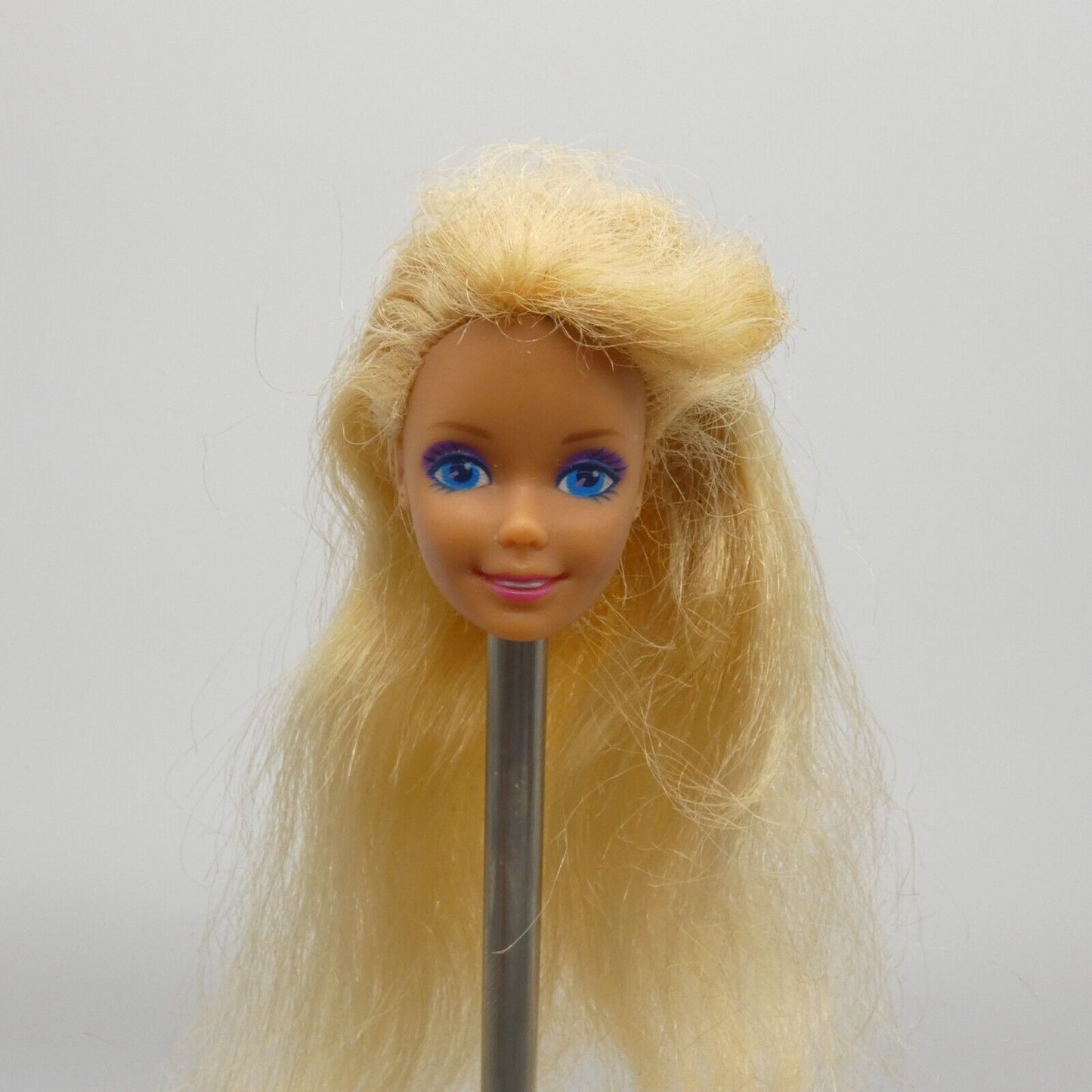 Barbie Dance Club Doll Head Superstar Face Purple Eyeshadow 1989 Mattel 3509