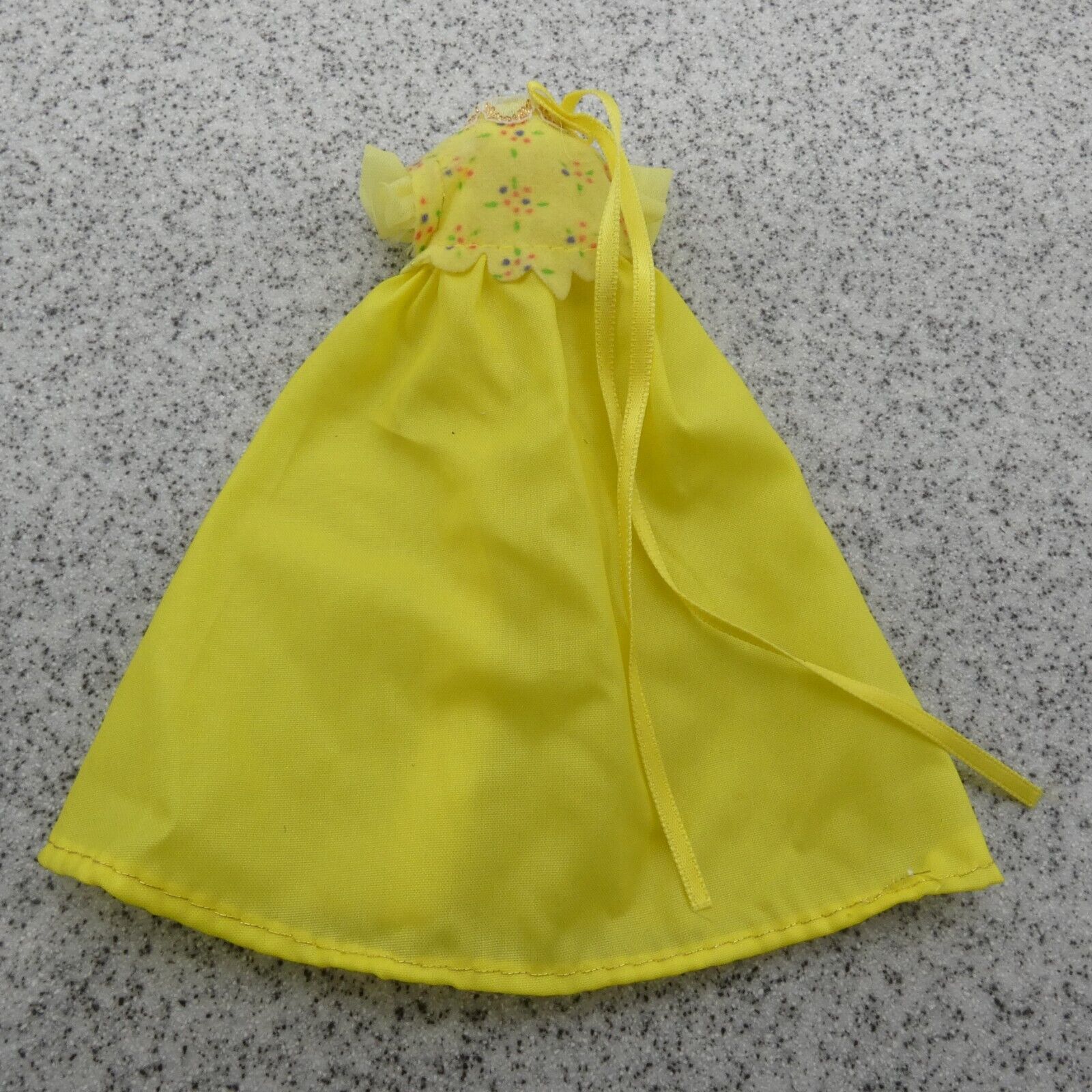 Stacie Doll Size Dress Spring Easter Yellow Short Sleeve Ribbon 80s Creata