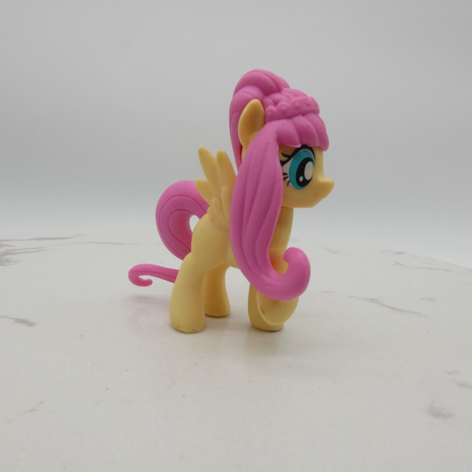 My Little Pony Fluttershy Friendship is Magic G4 Blind Bag Yellow Hasbro