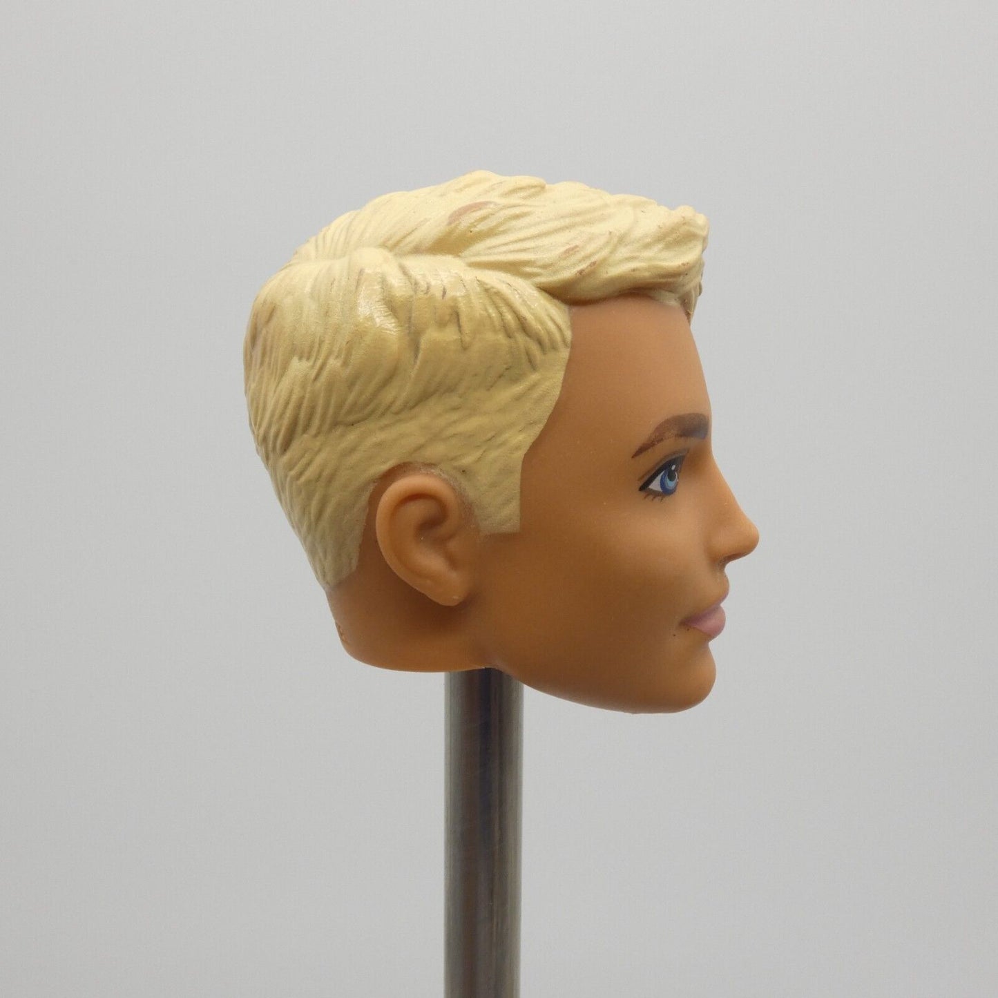 Barbie Ken Fashionistas 014 Doll Head Dolphin Magic Face Blonde Hair 2018 FJF72