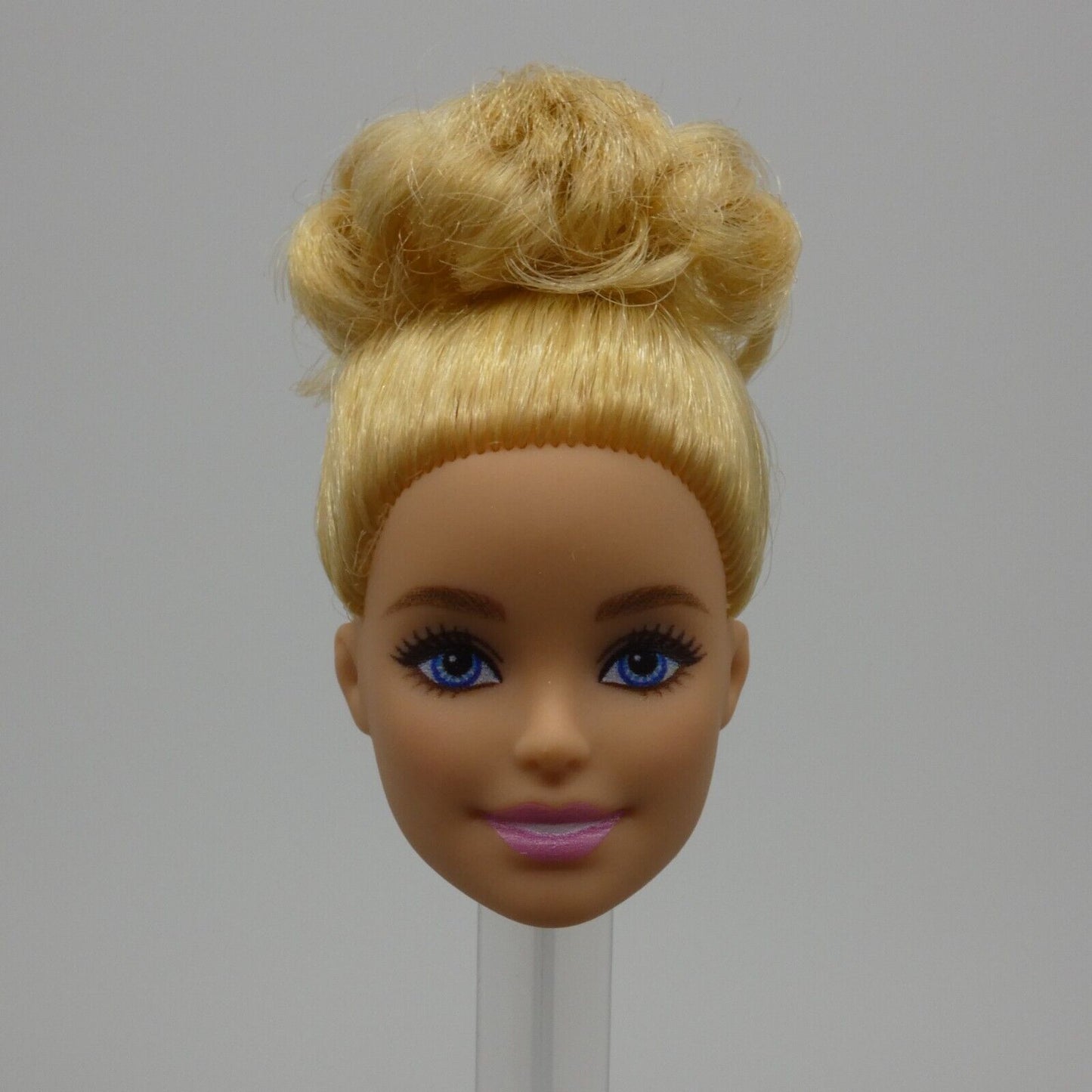 Barbie Millie Doll Head Only Messy Blonde Bun Hair Blue Eyes 2022 Teacher HCN19