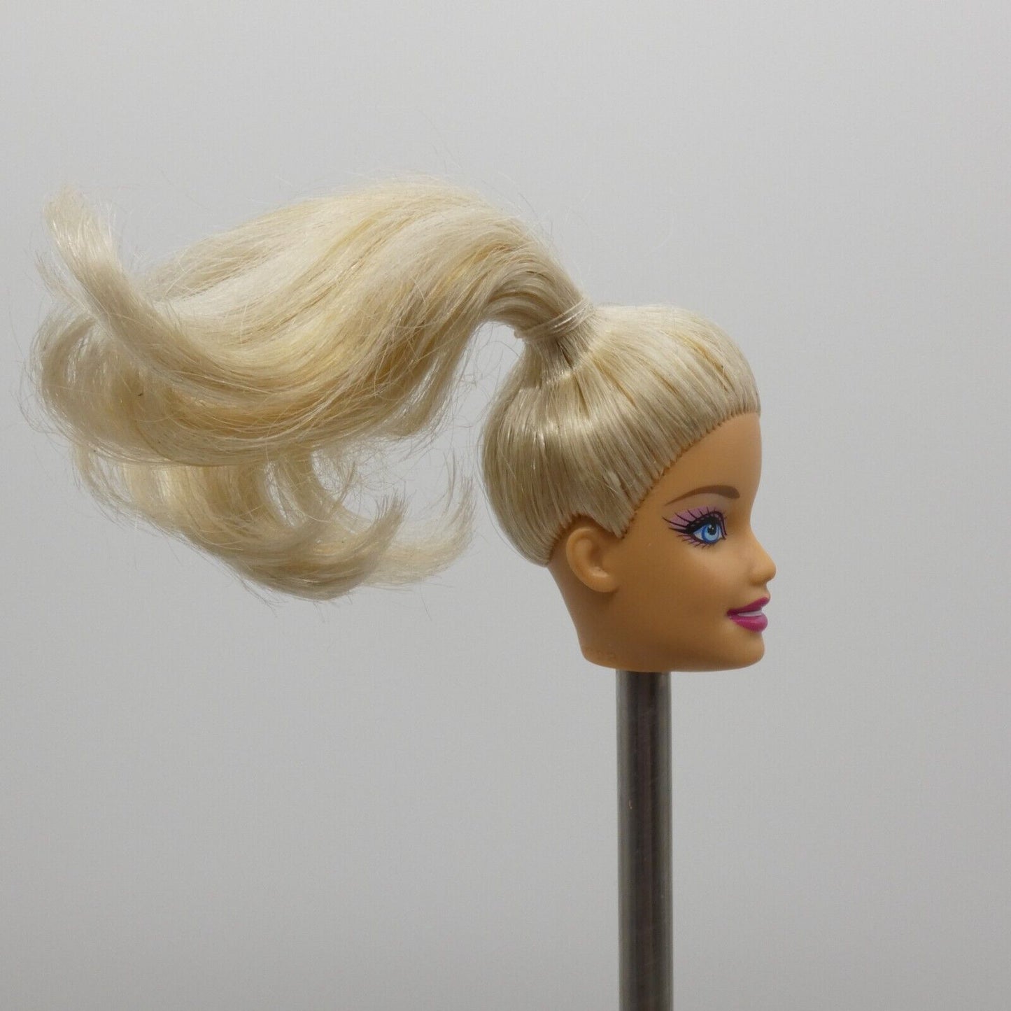 Barbie Olympic Tennis Player Doll Head Generation Girl CEO Medium Light Skin