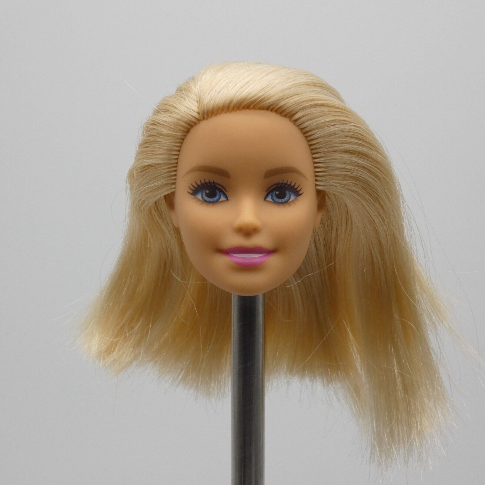 Barbie Fashion Doll Head Millie Face Blonde Blue Eyes Right Side Part Mattel