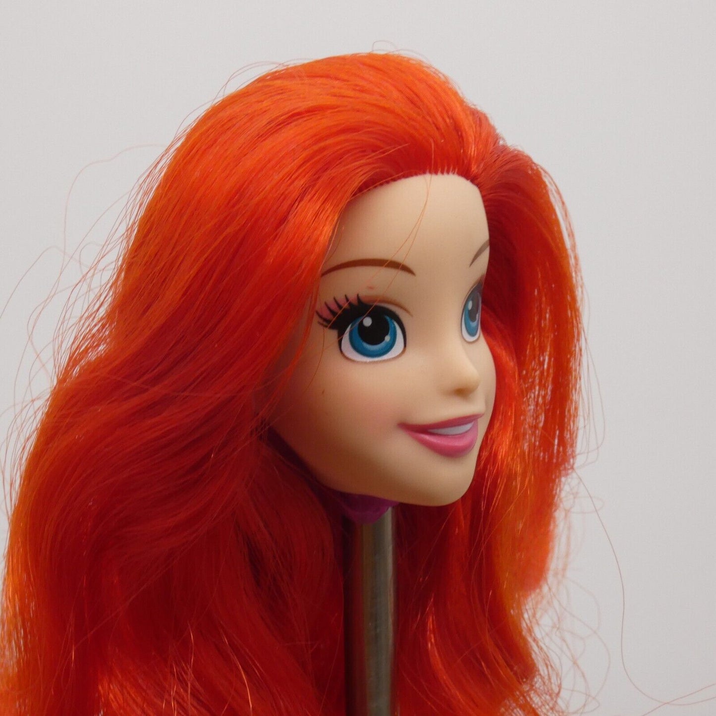 Disney Princess The Little Mermaid Ariel Doll Head Light Skin Red Hair Hasbro