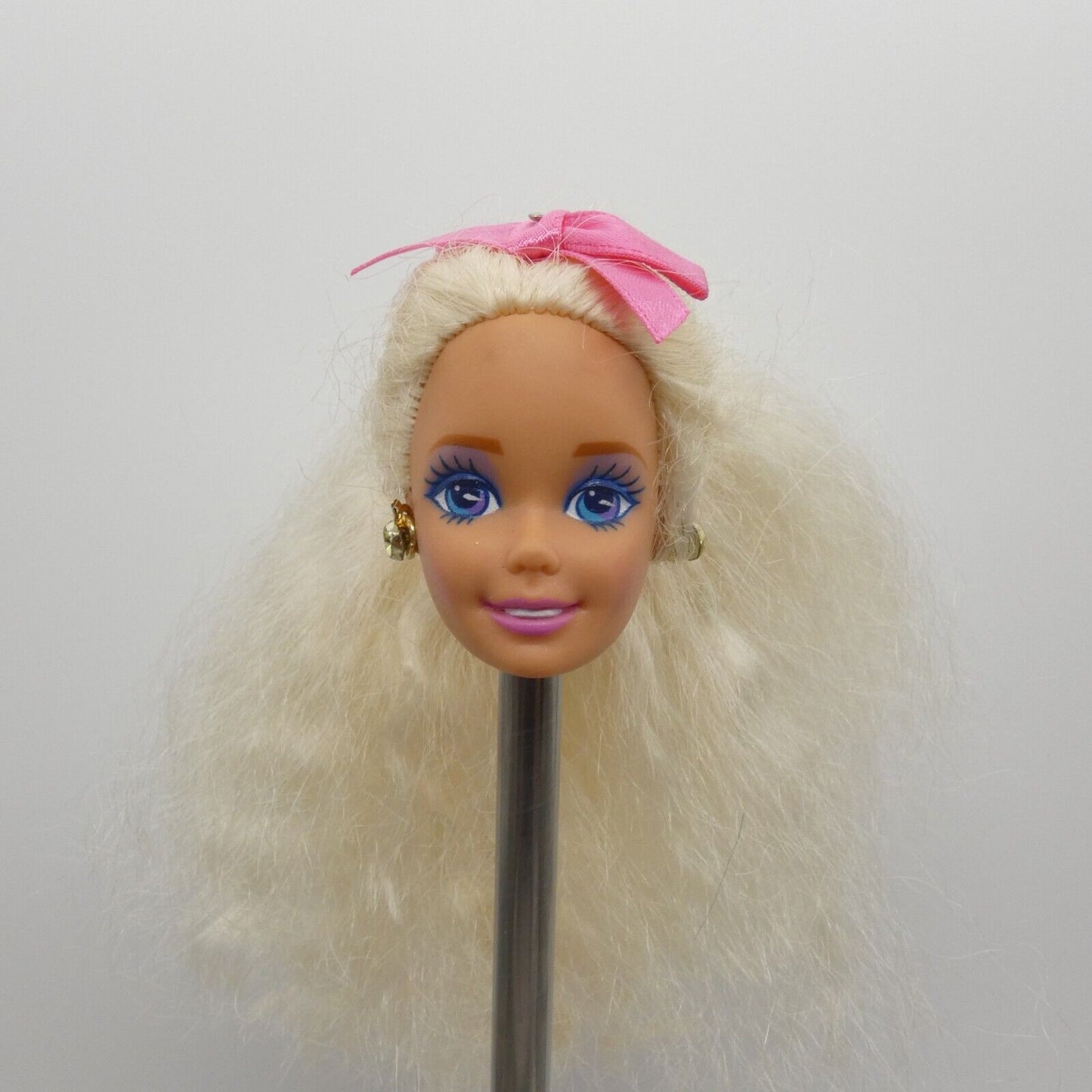 Barbie Locket Surprise Doll Head Wavy Crimped Hair Pink Bow 1993 Mattel 10963