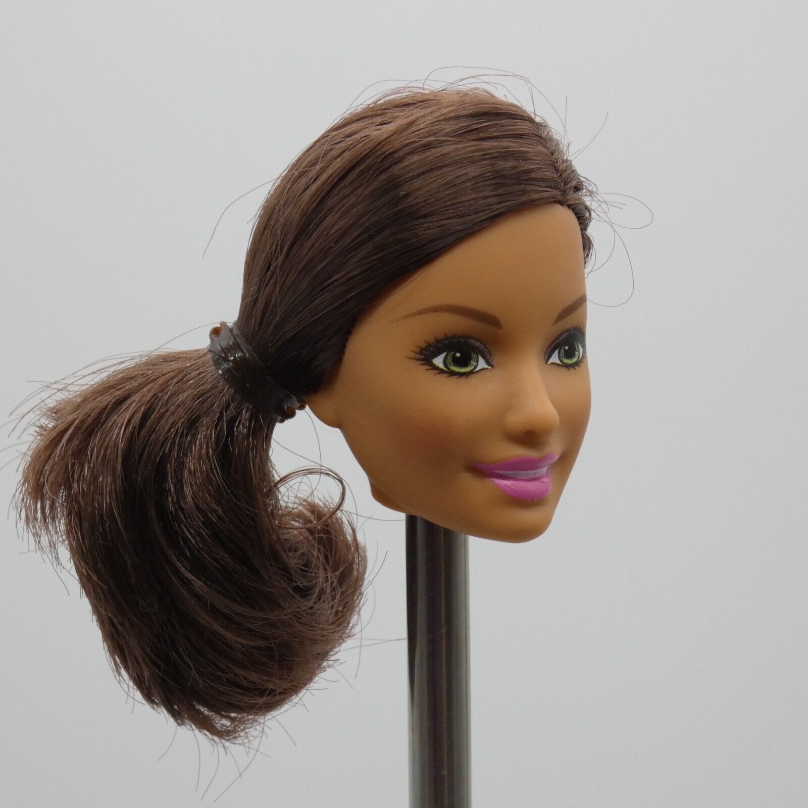 Barbie Fairytale Ballerina Doll Head Summer Face Brown Hair Green Eyes DHM43