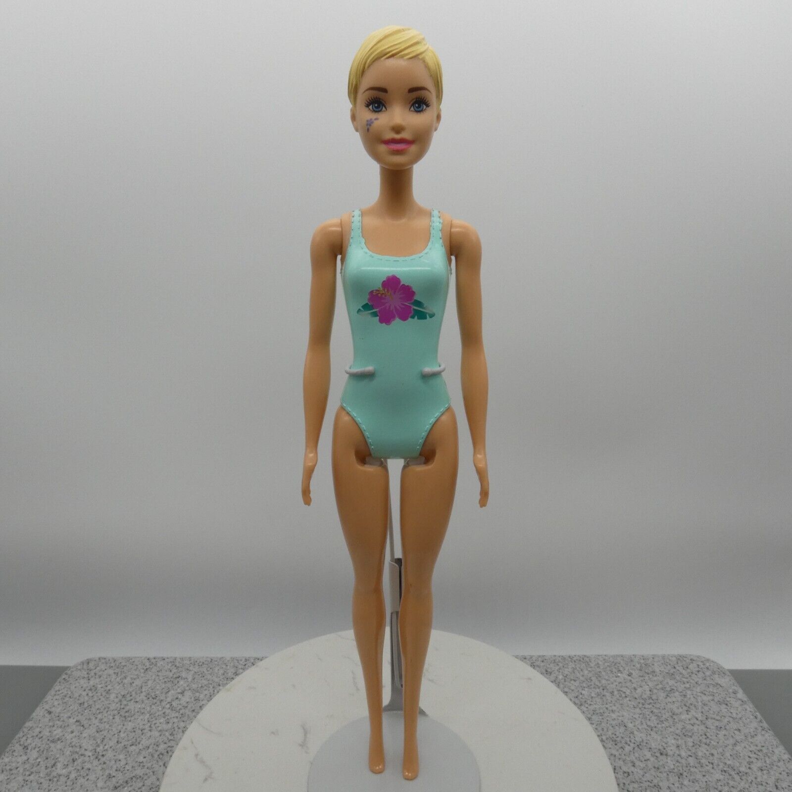 Barbie Color Reveal Doll Millie Face Blonde Hair Hibiscus Swimsuit Mattel GNF85