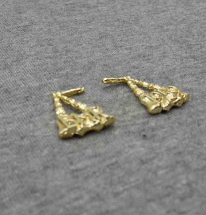 Barbie BMR1959 Doll Earrings Gold Tone Dangle Triangle 2020 GPF14 Mattel