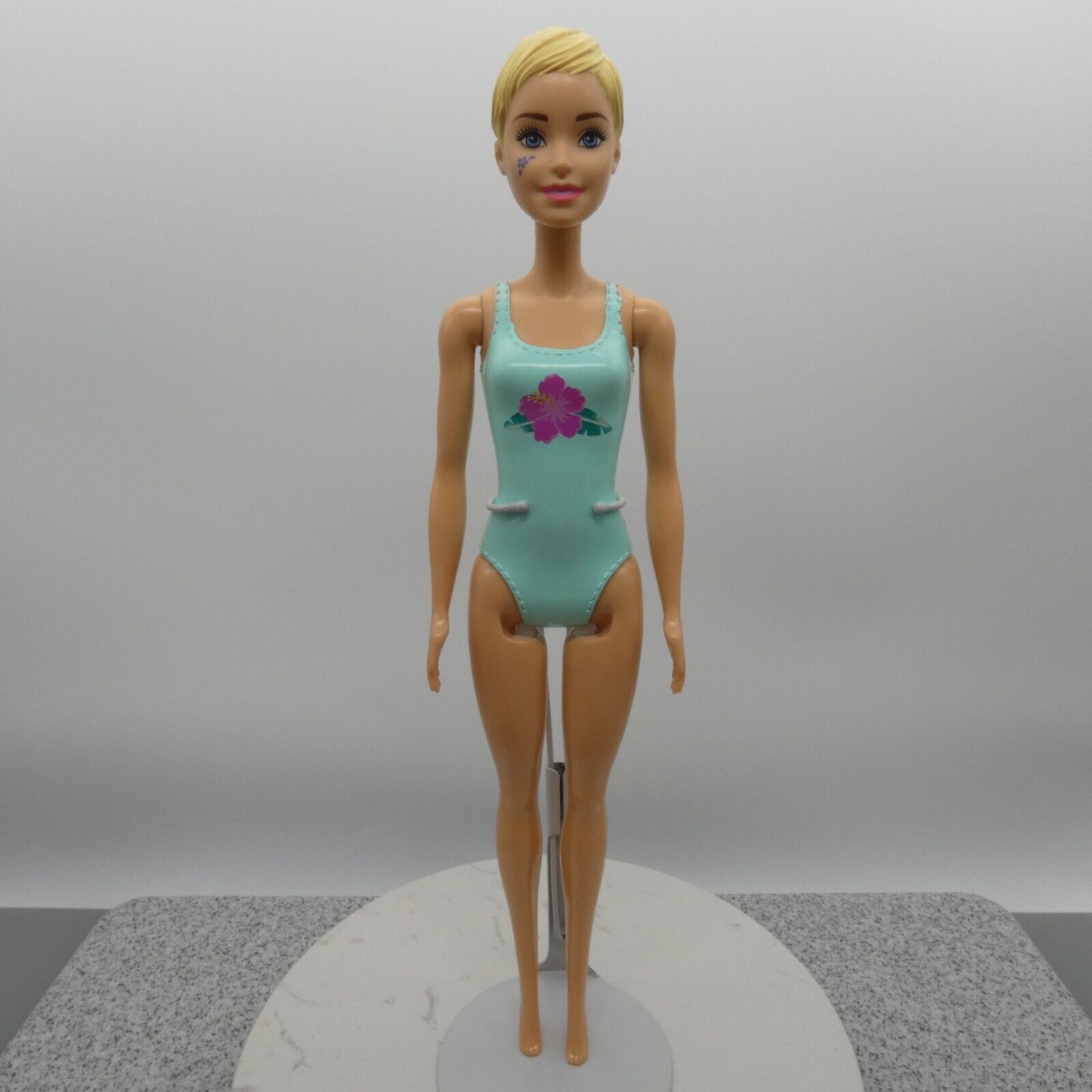 Barbie Color Reveal Doll Millie Face Blonde Hair Hibiscus Swimsuit Mattel GNF85