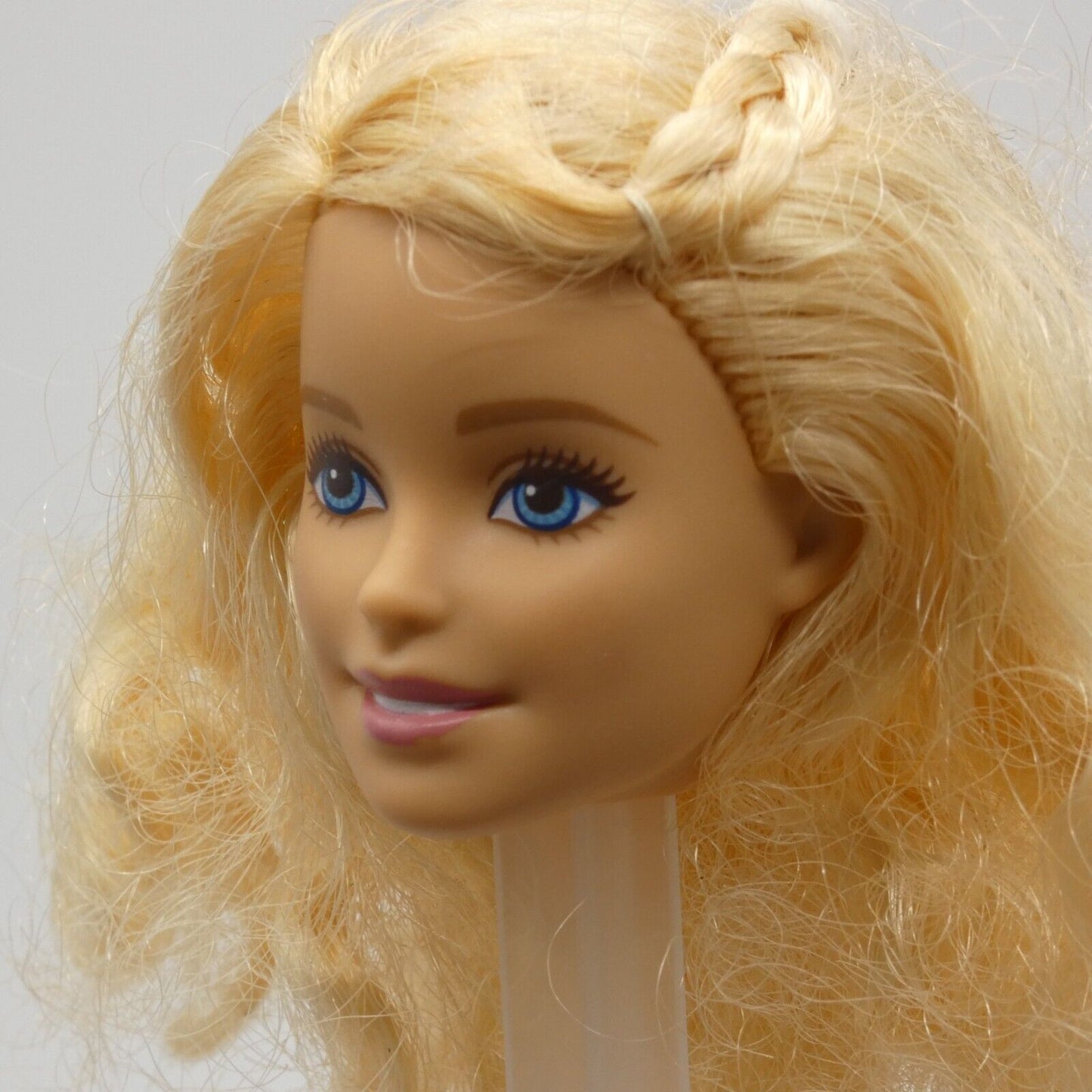 Barbie Fashionistas 14 Doll Head Only Millie Face Curly Blonde Hair 2015 DGY15