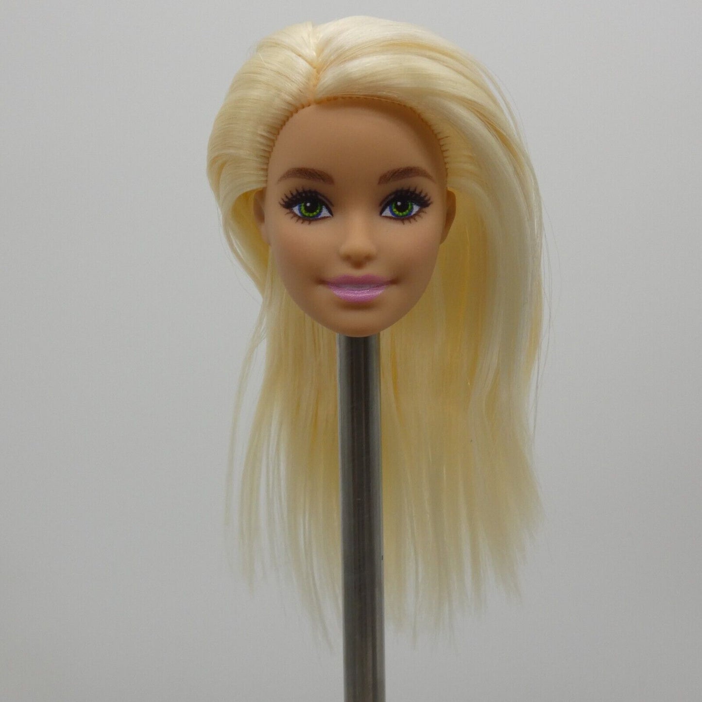 Barbie Glitz Doll Head Millie Face Green Eyes Blonde Light Skin 2021 GRB32