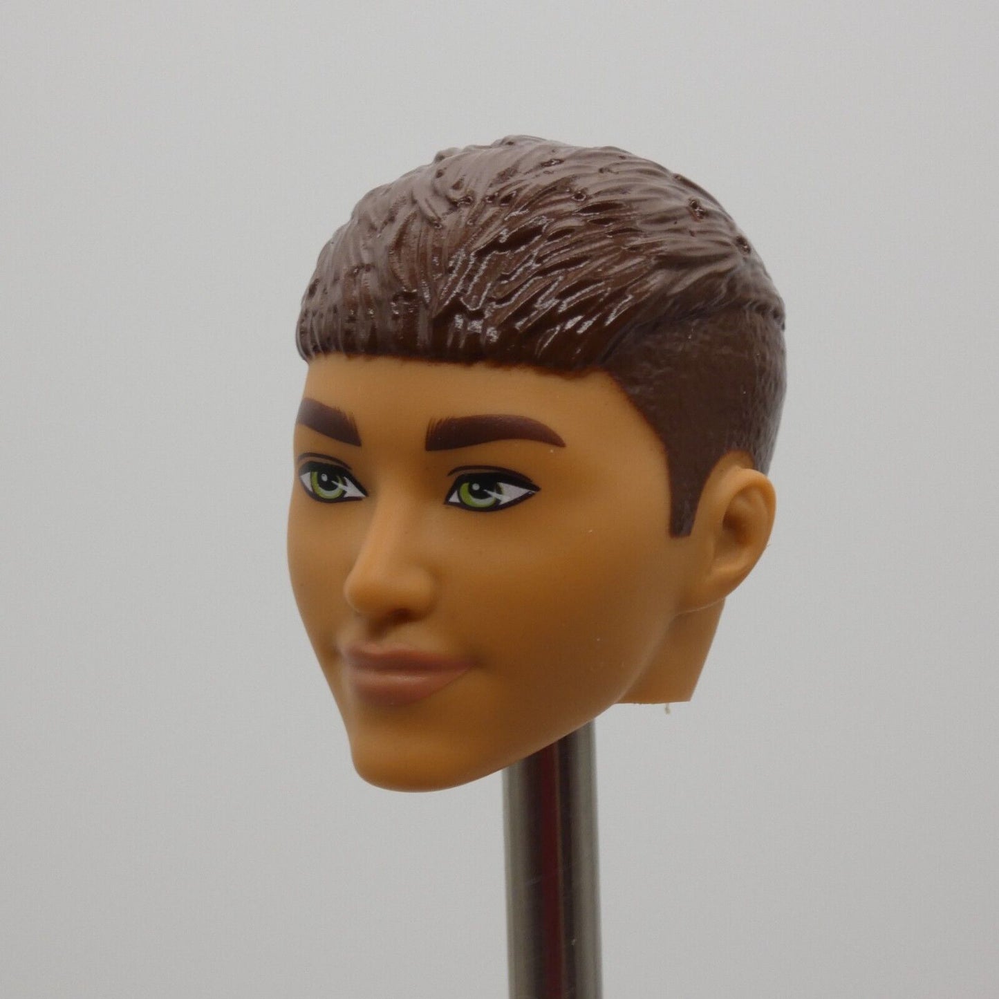 Barbie Fashionistas 195 Ken Doll Head Brown Hair French Crop Green Eyes HJT59 Y1