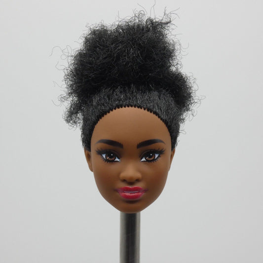 Barbie Doll Pazette Face AA Medium Dark Skin Fashionistas 221 65th 2024  HRH18 B