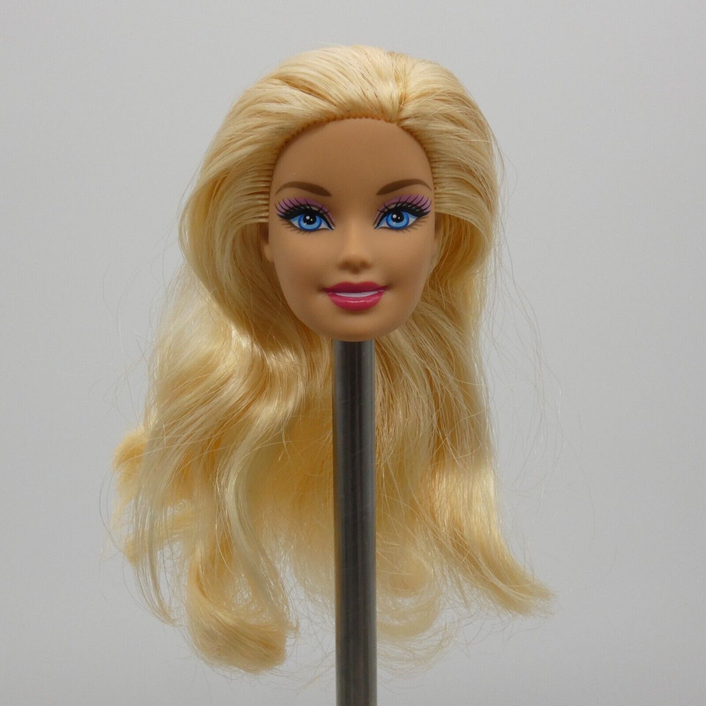 Barbie Fashionistas Doll Head Only Generation Girl CEO Face Blonde Light Skin