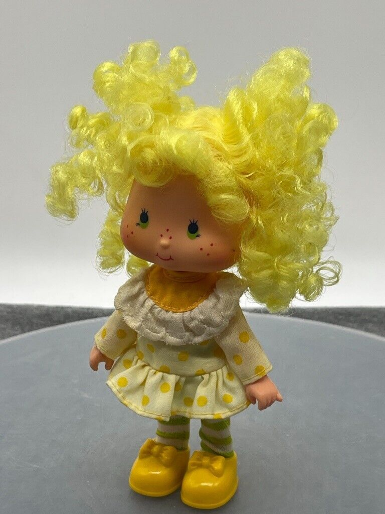 Strawberry Shortcake Lemon Meringue Doll Yellow Hair Outfit Shoes Tights VTG 5"