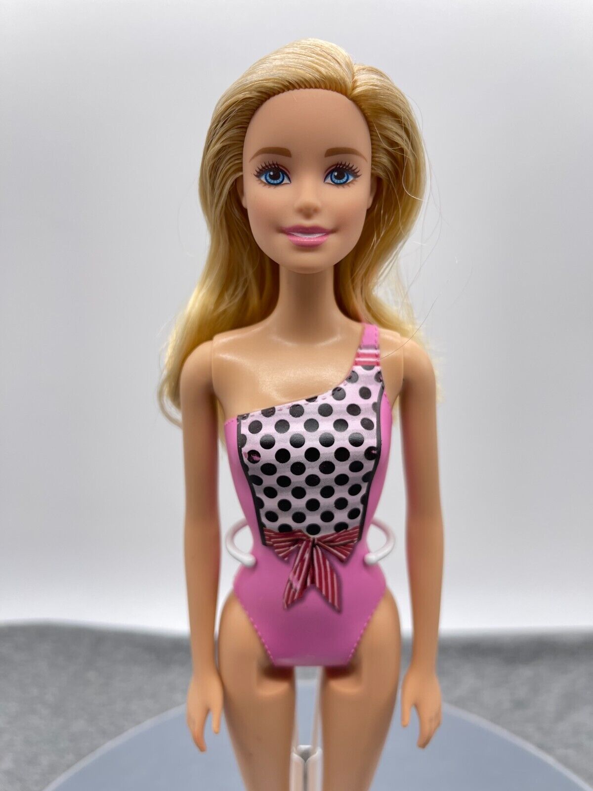 Barbie Beach Water Play Doll Millie Blonde Pink Swimsuit Heel Feet CFF12 Mattel