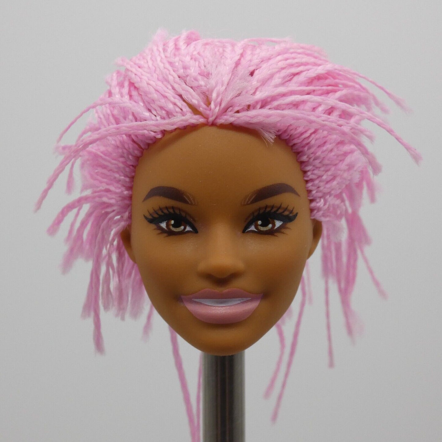 Barbie Extra 10 Doll Head Alec Face AA Medium Light Skin Pink Braids GXF09 2021