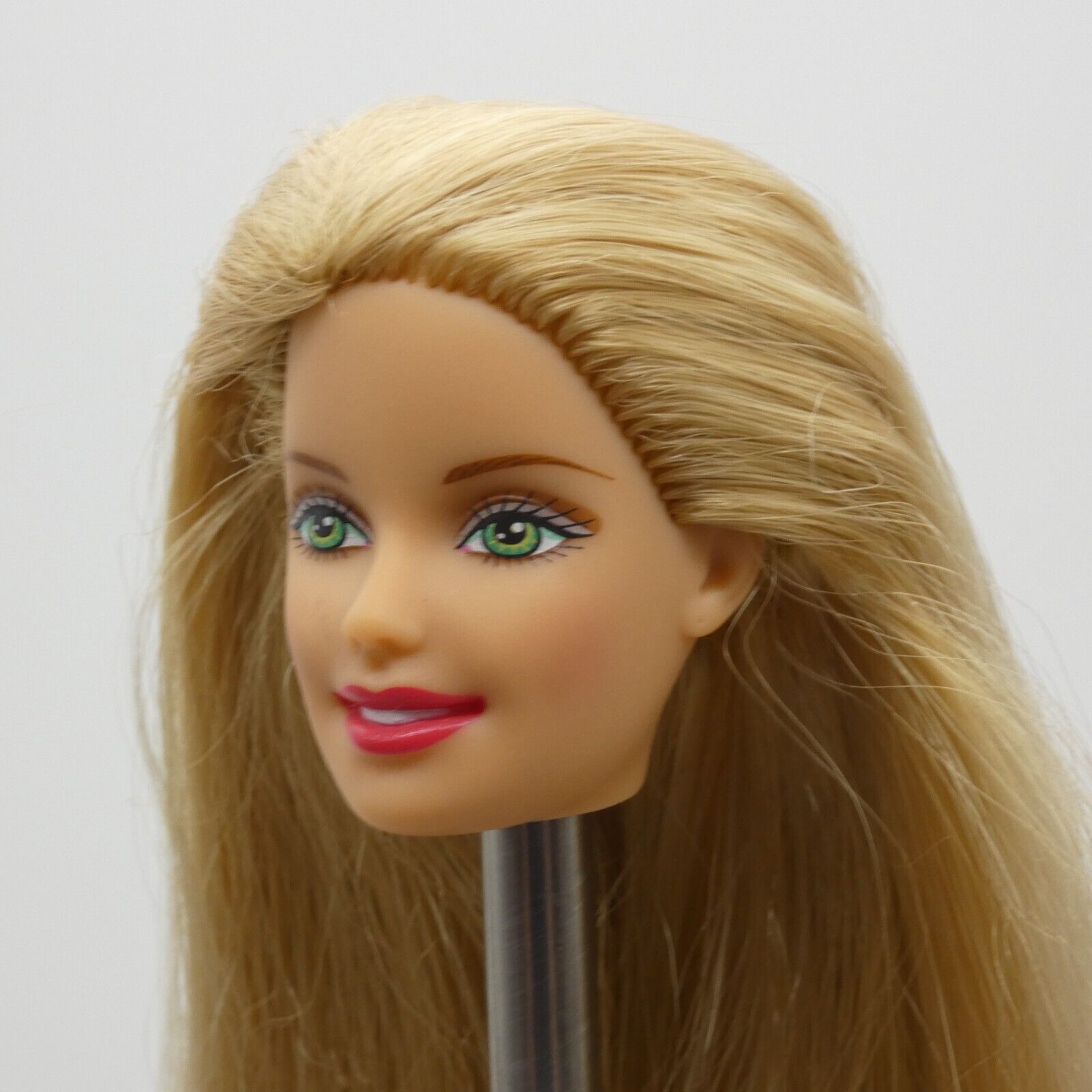 Barbie Fashion Wardrobe Doll Head Generation Girl Face Blonde Green Eyes 27788