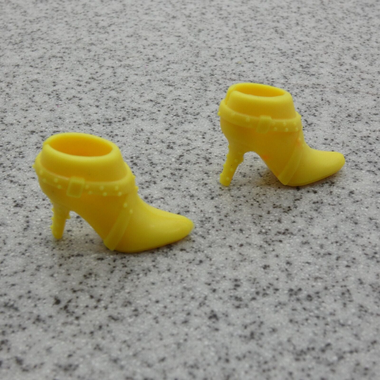 Barbie Doll Size Shoes High Heel Yellow Pointed Toe Ankle Boot Articulate Clone