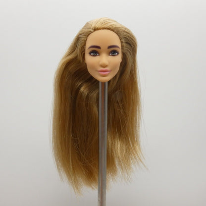 Barbie Fashionistas 159 Doll Head June Face Blonde Medium Light Skin 2020 GRB51