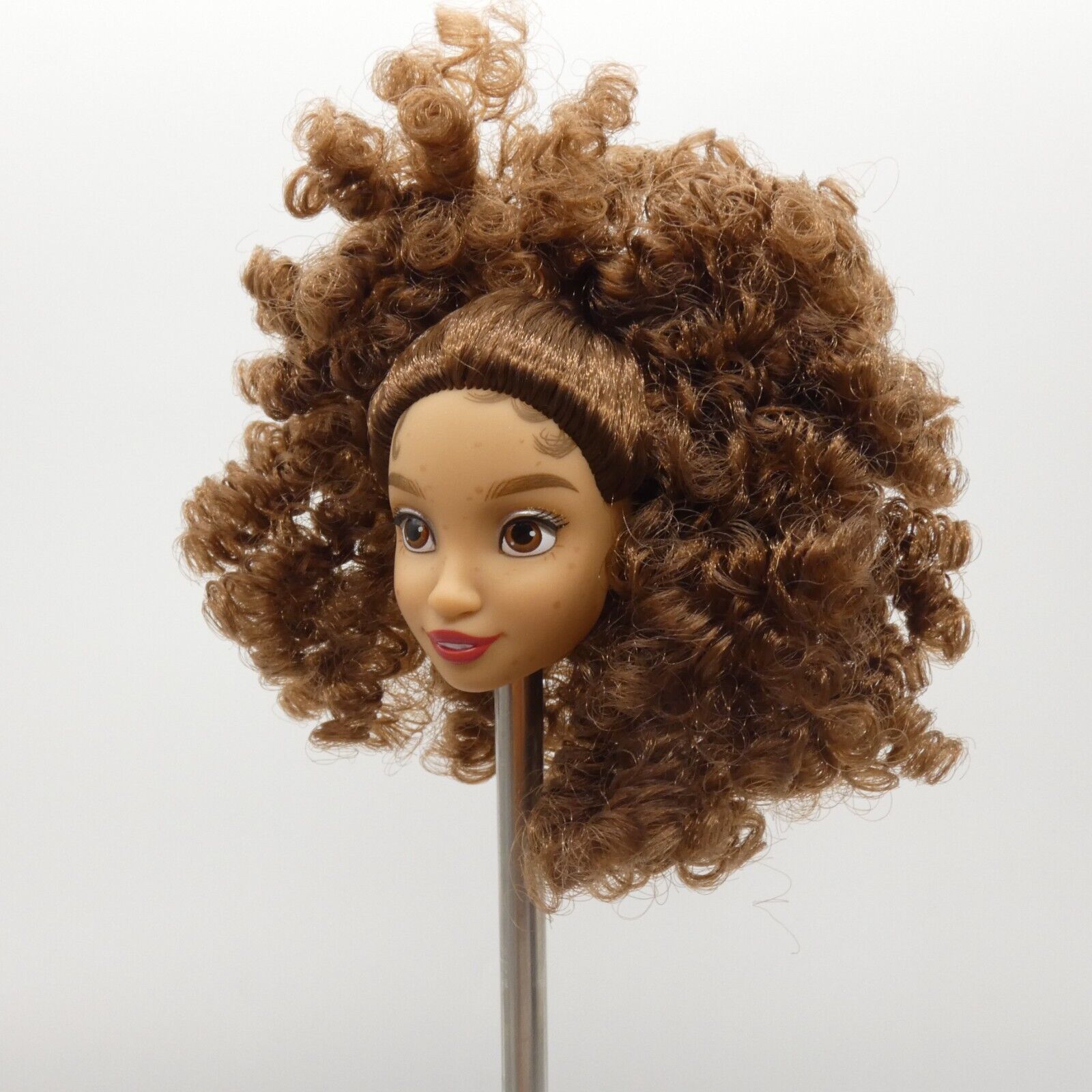 Disney ILY 4 Ever Rapunzel Doll Head Only Freckles Medium Light Skin Curly Hair