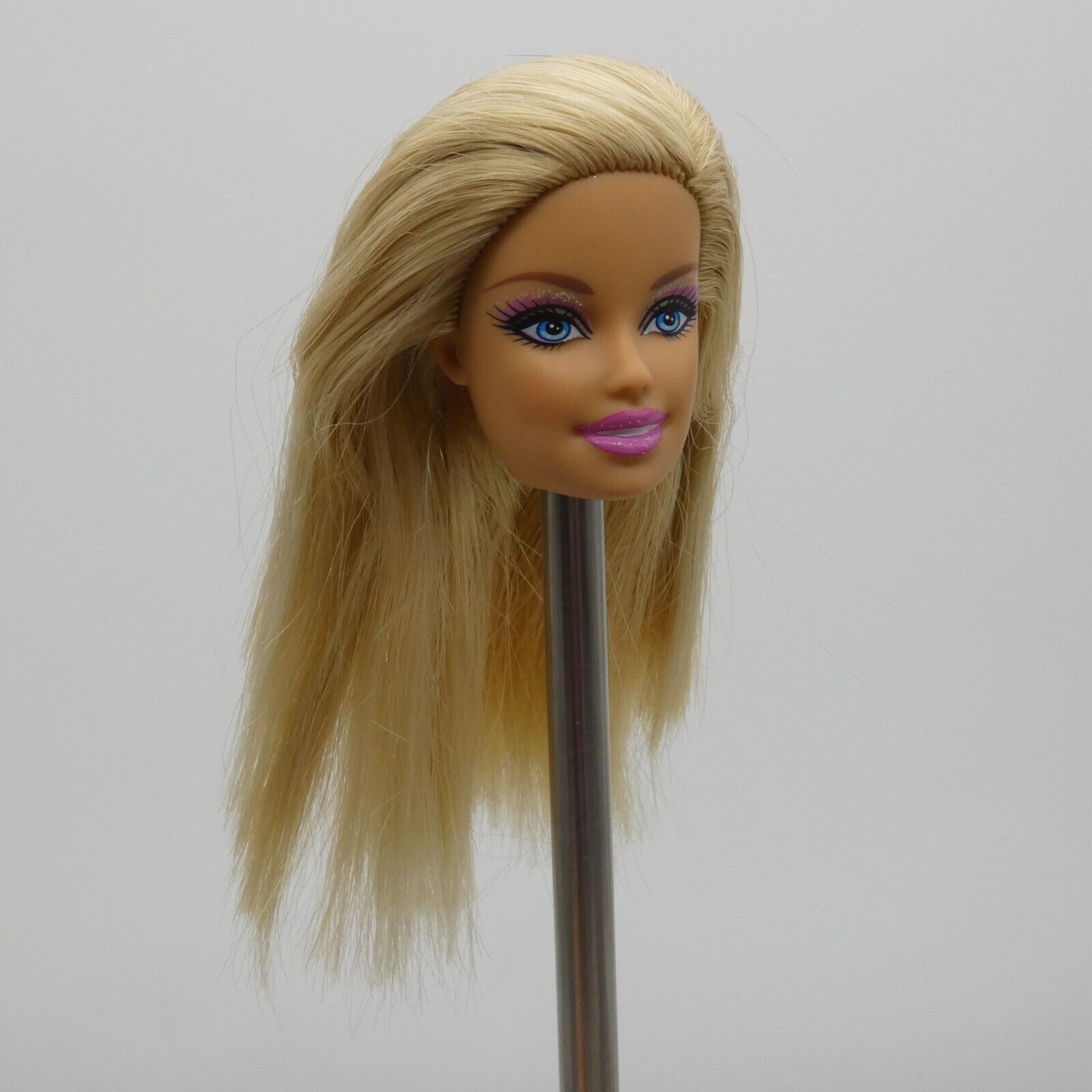 Barbie Fashionistas Doll Head Only Generation Girl CEO Face Blonde Glitter