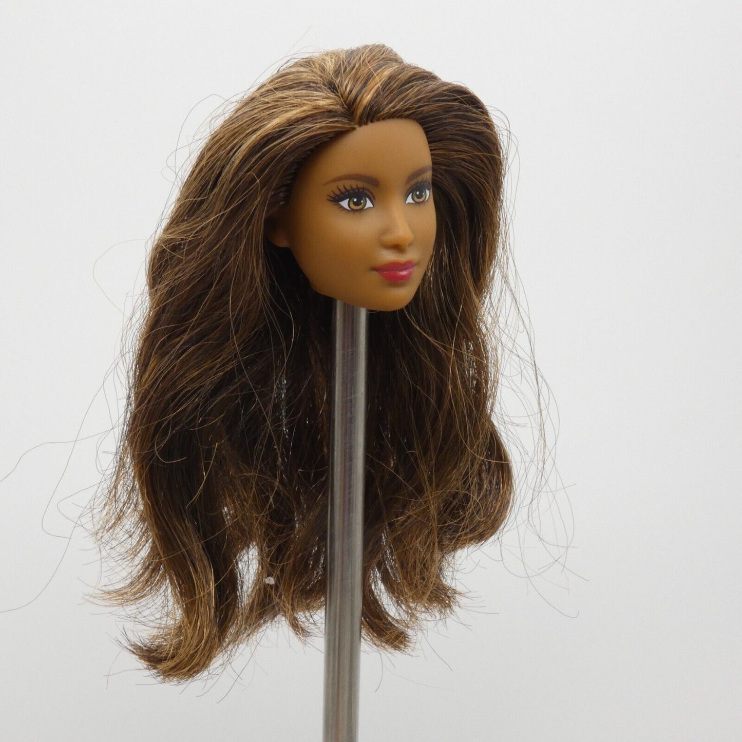 Barbie Fashionistas 32 Doll AA Head Goddess Angel Face Medium Skin 2018 DYK78