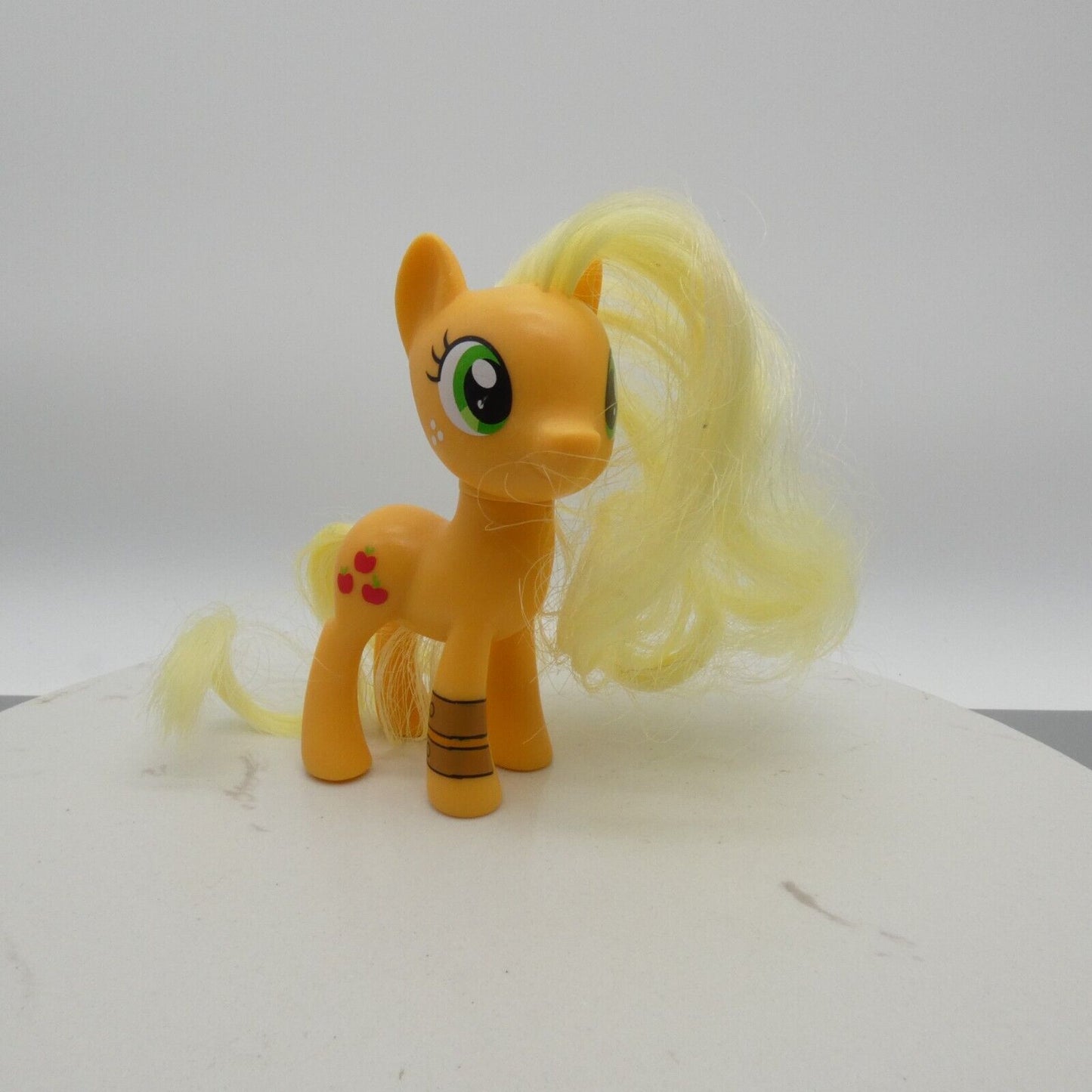 My Little Pony AppleJack 2010 Beige Yellow Brushable Hair Hasbro