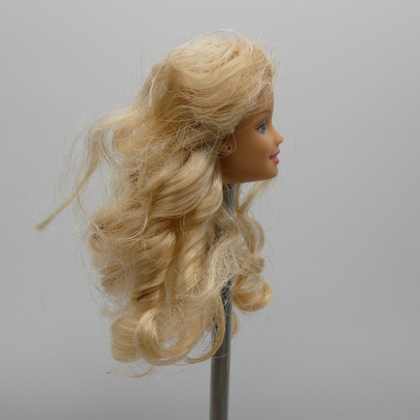 Barbie Sleeping Beauty Doll Head Generation Girl Face Blonde 2003 Mattel 56776