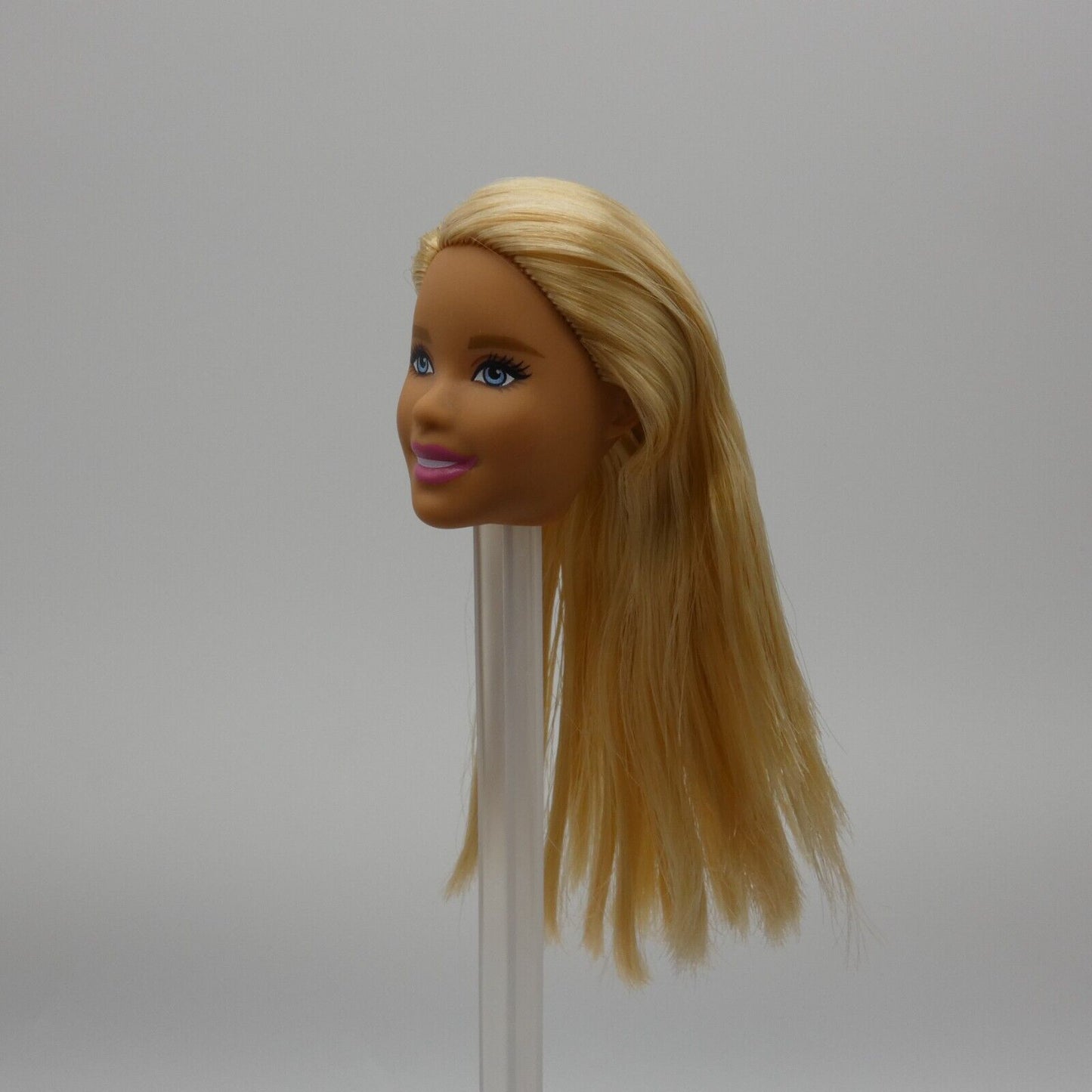 Barbie Tim Hortons Hockey Player Doll Head Only Carnaval Face Blonde 2020 GHT51