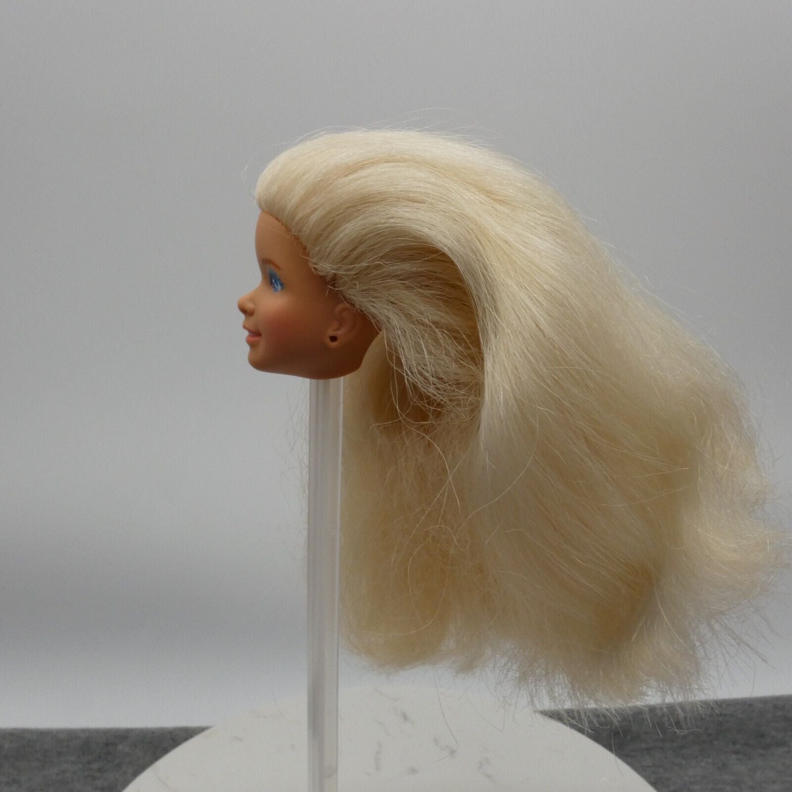 Barbie Teen Scene Jazzie Doll Head Only Blonde 1991 Medium Light Skin Tone