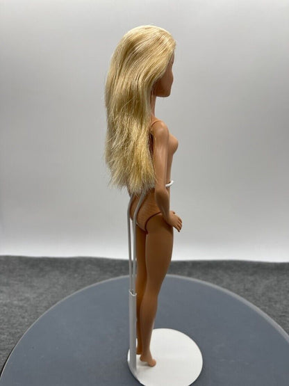 Barbie Dentist Doll Millie Face Blonde Nude Bent Right Arm 2019 Mattel FXP16