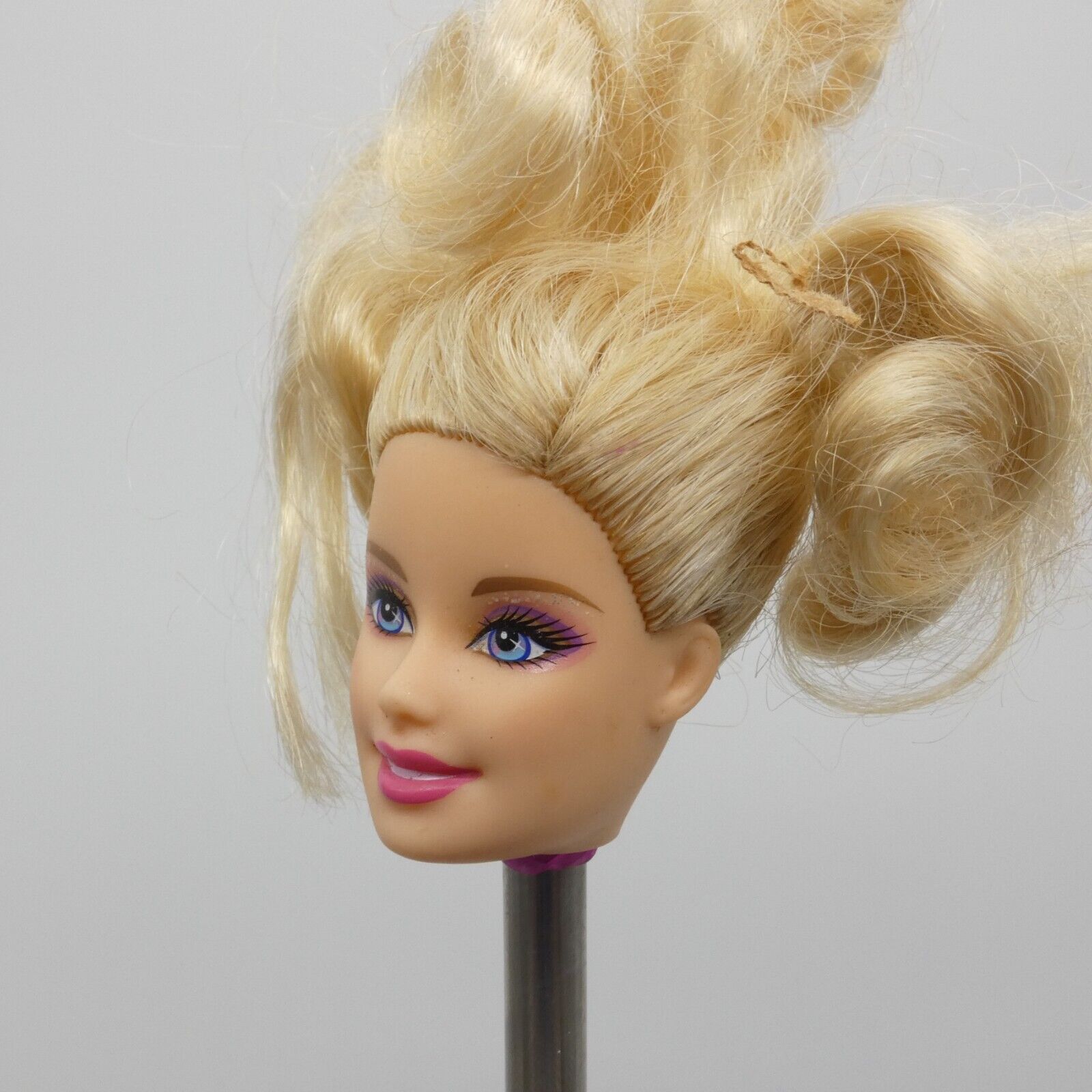 Barbie I Can Be A Ballerina Doll Head Only Wavy Curly Hair 2010 Mattel T7168