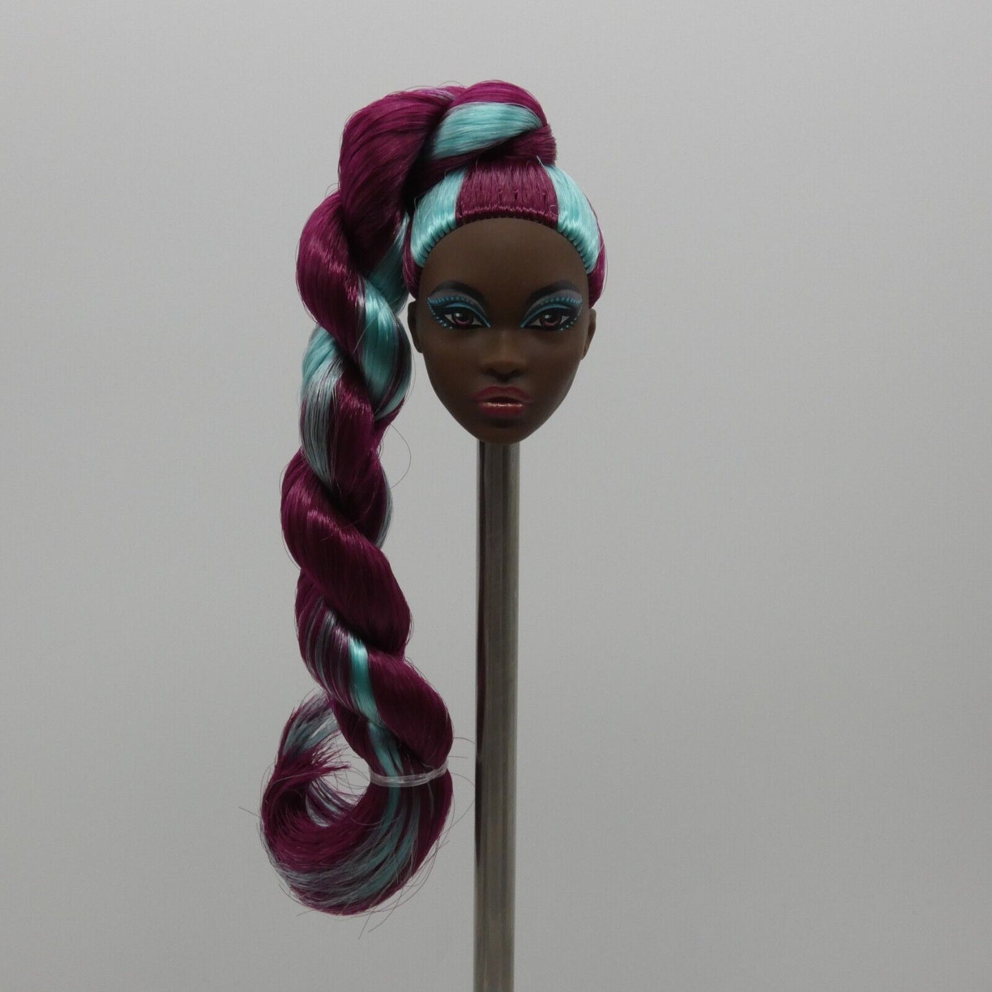 Barbie Gemstone Fantasy Turquoise Doll Head Simone Face Dark Skin 2023 HJX21 A