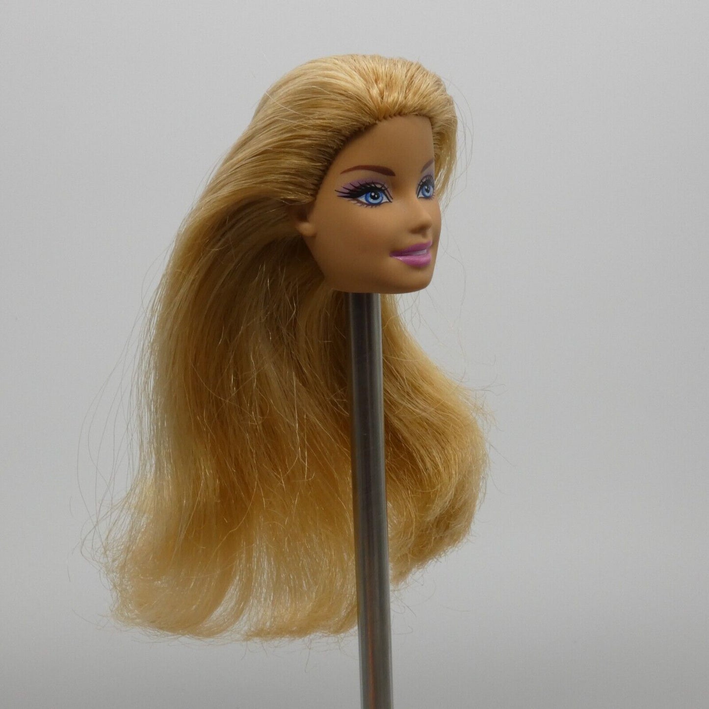 Barbie Generation Girl CEO Doll Head Only Blonde Medium Light Skin Mattel