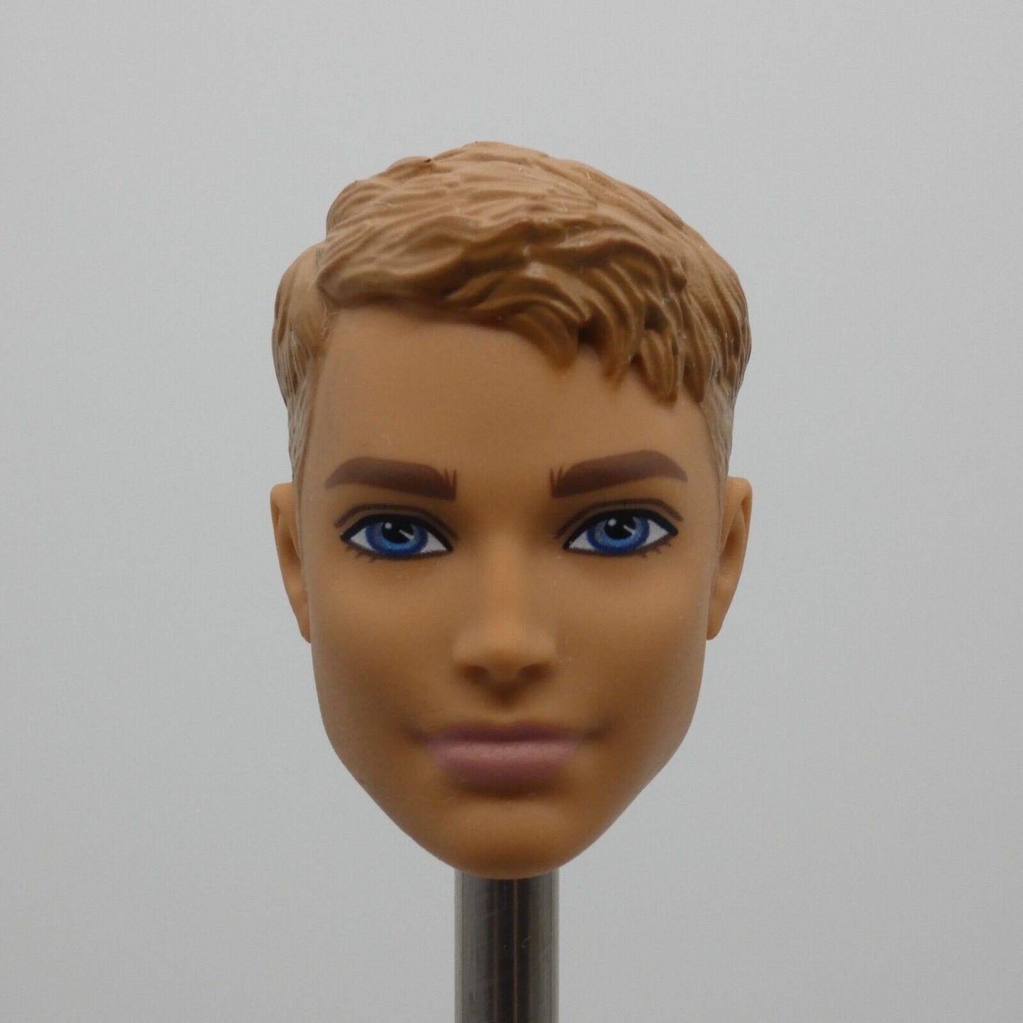 Barbie Dolphin Magic Ken Doll Head Medium Light Skin 2018 Mattel FWV15